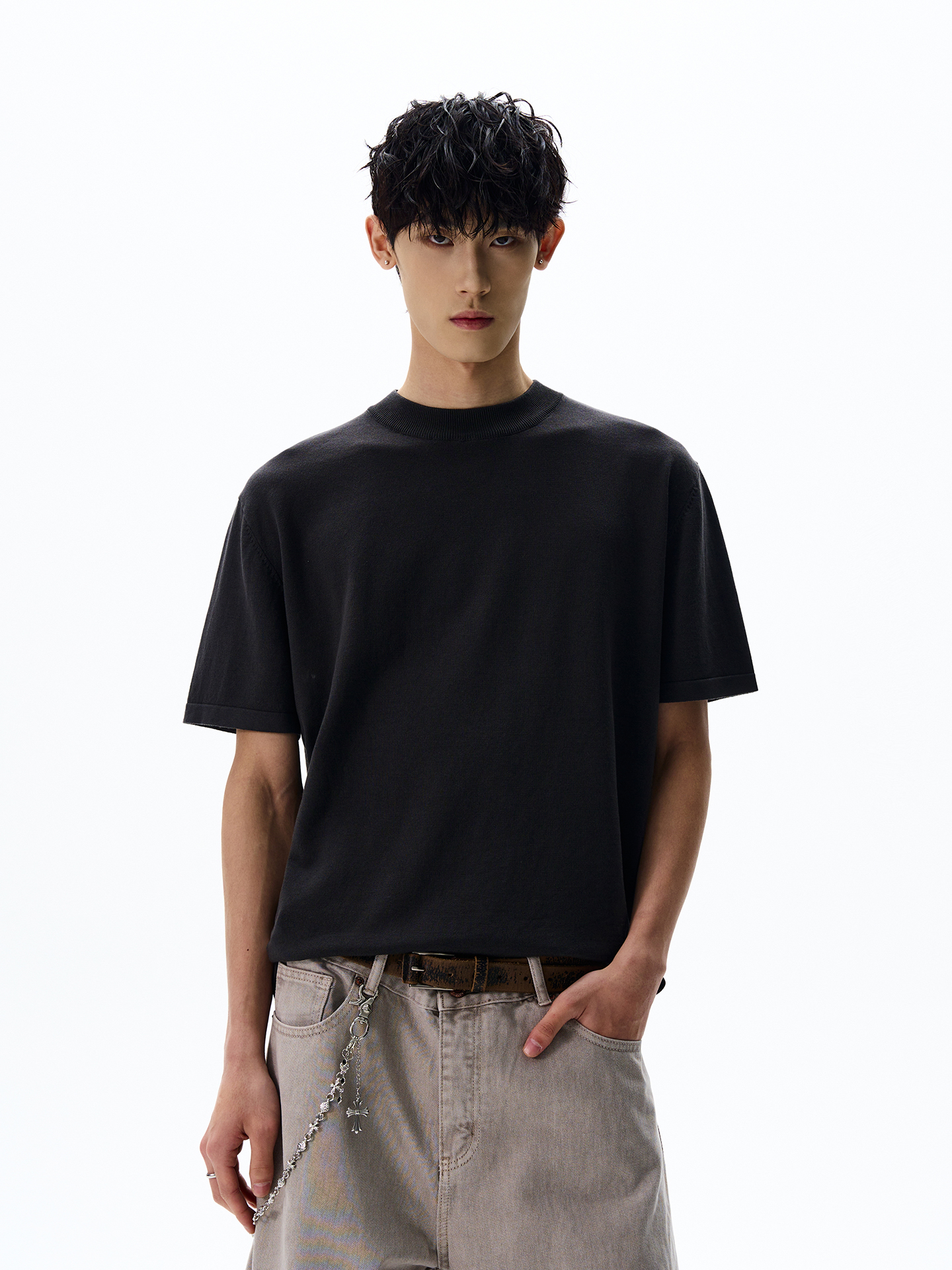 Vintage-Inspired Light Luxury Knitted Short Sleeve Unisex T-Shirt - Casual Versatile Summer Style Vintage-Inspired Light Luxury Knitted Short Sleeve Unisex T-Shirt - Casual Versatile Summer Style