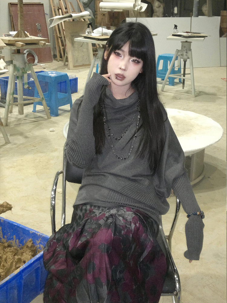 Vintage-Inspired Long Sleeve Knitted Sweater for Women - Loose Fit Irregular Top Perfect for Autumn and Winter Fashion Vintage-Inspired Long Sleeve Knitted Sweater for Women - Loose Fit Irregular Top Perfect for Autumn and Winter Fashion