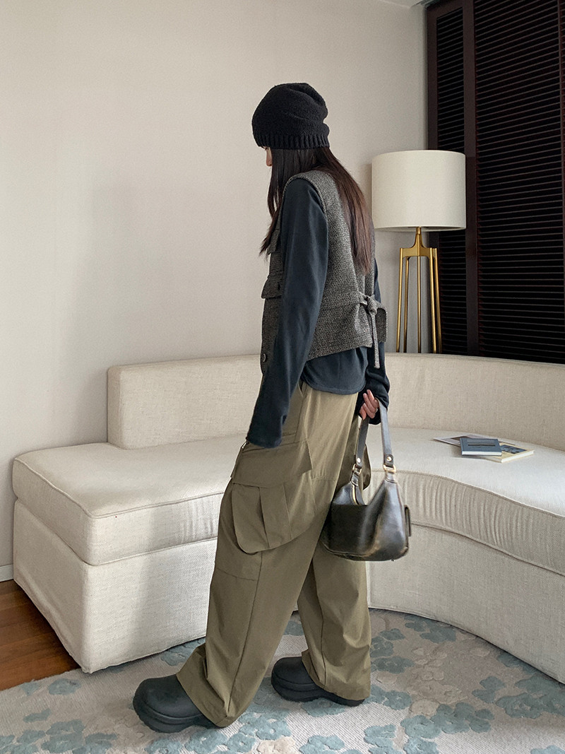 Vintage-Inspired Women's Casual Wide-Leg Workwear Pants with Loose Fit and Slanted Pockets, Trendy Parachute Style Vintage-Inspired Women's Casual Wide-Leg Workwear Pants with Loose Fit and Slanted Pockets, Trendy Parachute Style