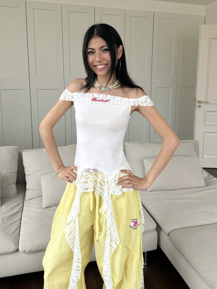 Vintage Lace Splicing One-Shoulder Tank Top with Fringe Design - Slim Fit, Flattering Style, Perfect for 90s and Y2K Fashion Trends Vintage Lace Splicing One-Shoulder Tank Top with Fringe Design - Slim Fit, Flattering Style, Perfect for 90s and Y2K Fashion Trends