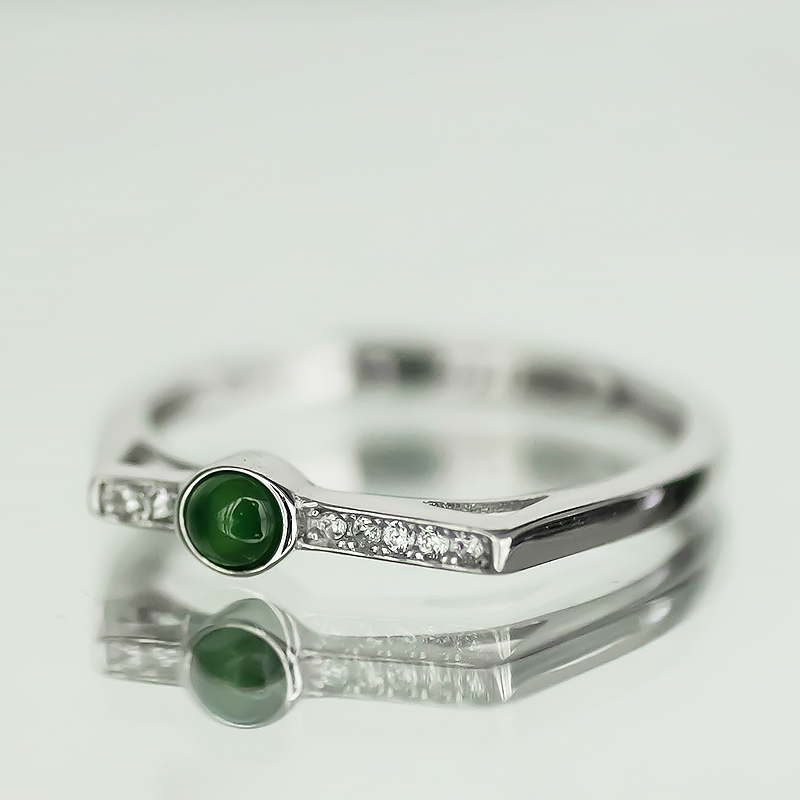 Vintage Minimalist S925 Pure Silver One-Word Inlaid Zircon Green Jade Ring - National Style Open Design, Fresh Aesthetic