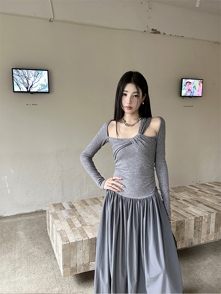 Vintage Off-Shoulder Halter Long Sleeve Dress - Eccentric Spicy Girl Autumn Pleated A-Line Skirt, Waist-Cinching Style Vintage Off-Shoulder Halter Long Sleeve Dress - Eccentric Spicy Girl Autumn Pleated A-Line Skirt, Waist-Cinching Style