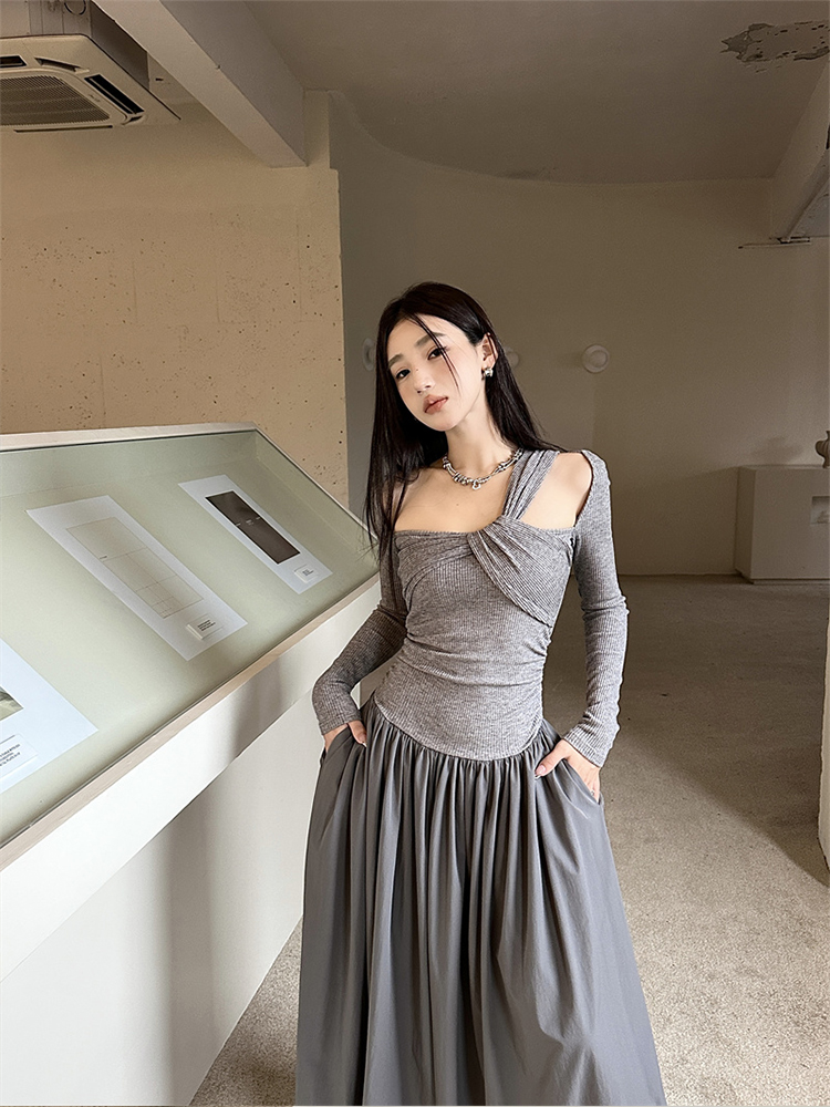 Vintage Off-Shoulder Halter Long Sleeve Dress - Eccentric Spicy Girl Autumn Pleated A-Line Skirt, Waist-Cinching Style Vintage Off-Shoulder Halter Long Sleeve Dress - Eccentric Spicy Girl Autumn Pleated A-Line Skirt, Waist-Cinching Style