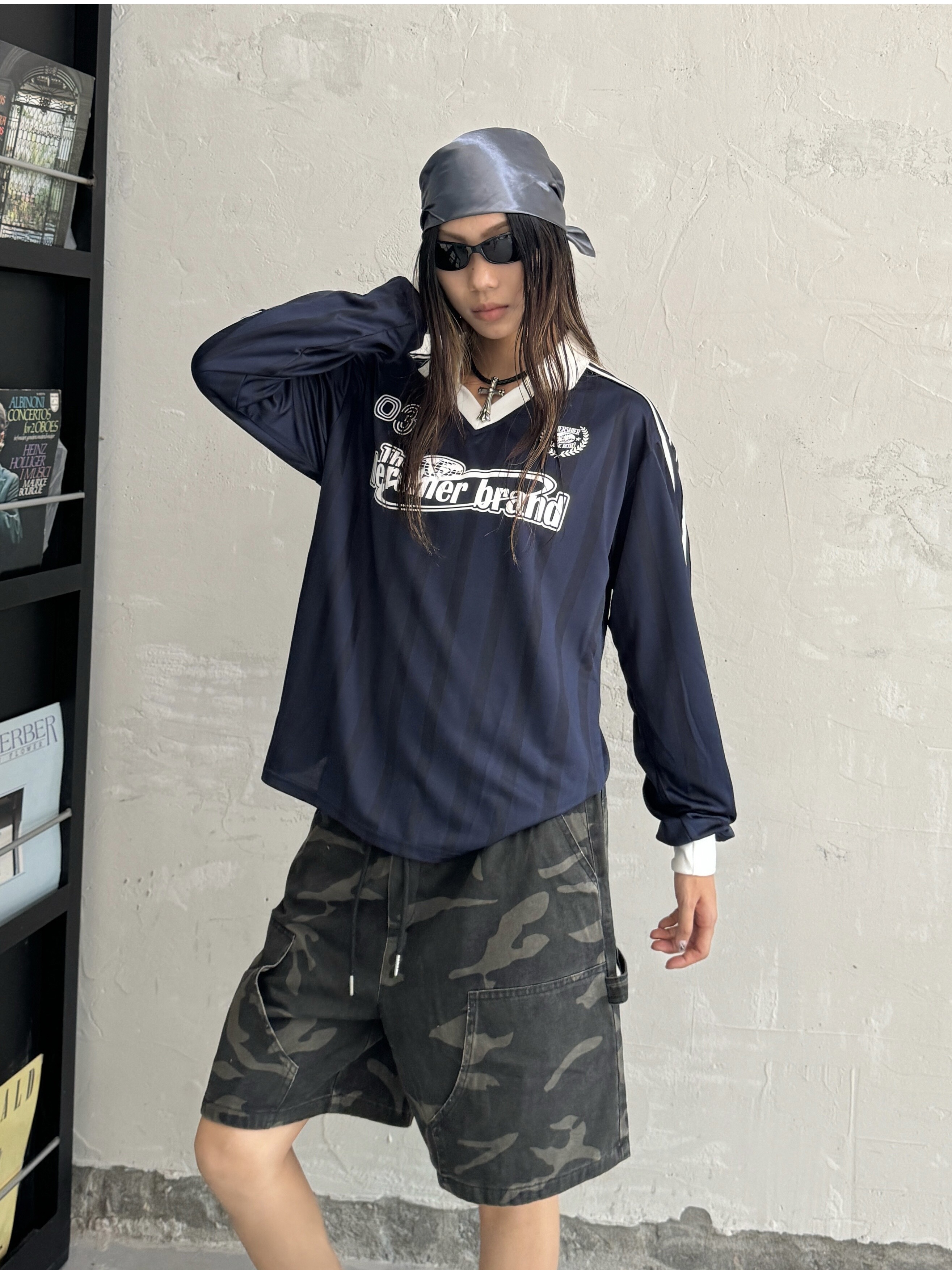 Vintage Patchwork Striped V-Neck T-Shirt with Letter Print - Long Sleeve Loose Fit Sports Top for 90s and Y2K Style Vintage Patchwork Striped V-Neck T-Shirt with Letter Print - Long Sleeve Loose Fit Sports Top for 90s and Y2K Style