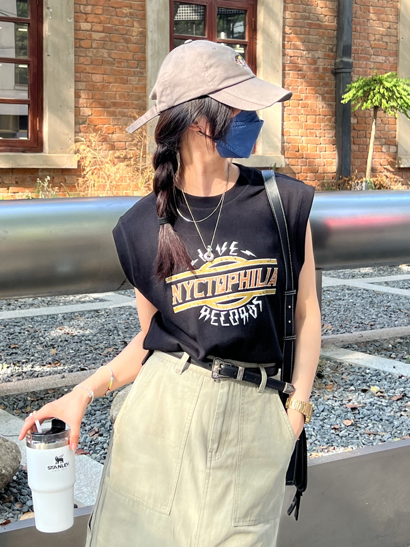 Vintage Print Hip-Hop Vest for Women - Sleeveless Black T-Shirt, Summer American High Street Style, Niche Design