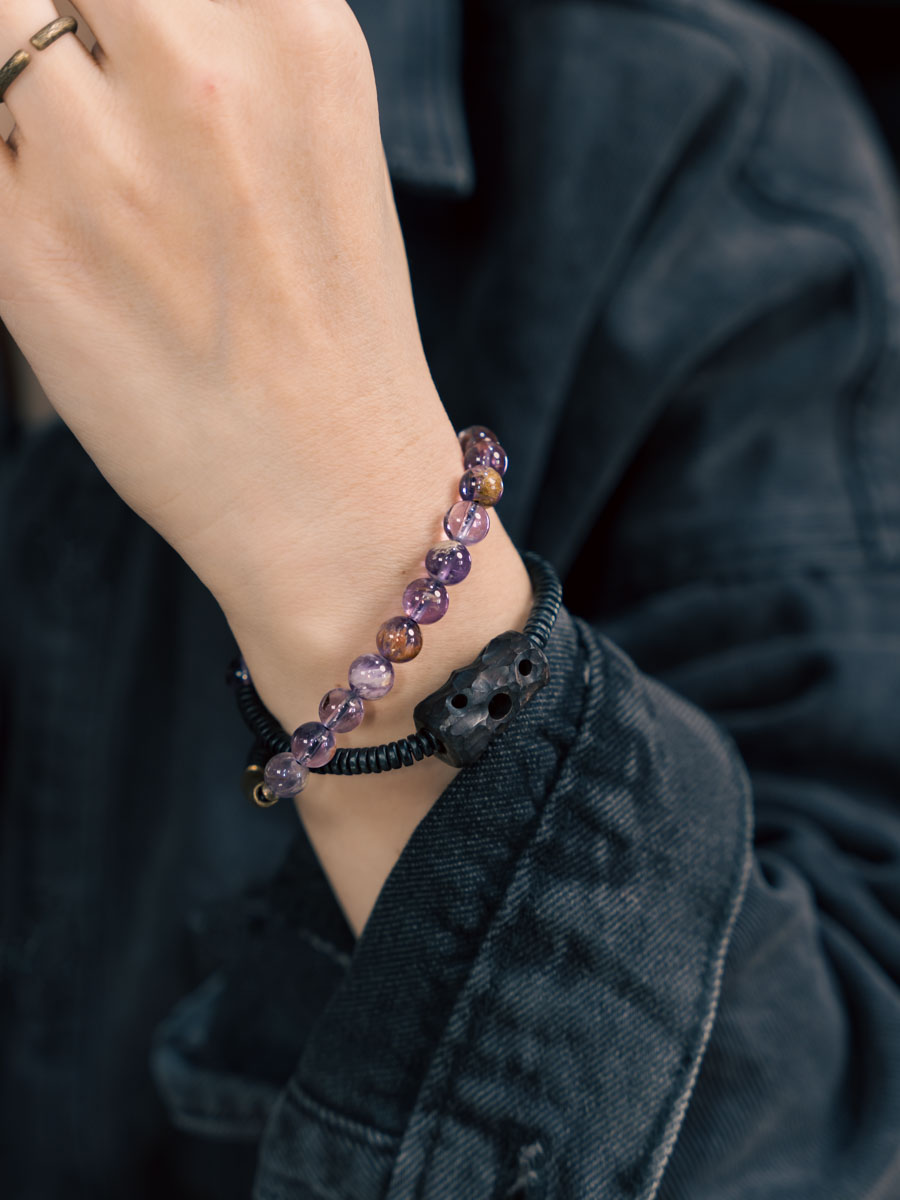 Vintage Purple Ghost Crystal Bracelet with Black Sandalwood Beads - Unisex Versatile Accessory for Men and Women