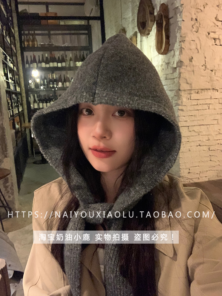 Vintage Red Knit Balaclava Hat and Scarf Set - Cozy Y2K Style Winter Accessory for a Chic Look Vintage Red Knit Balaclava Hat and Scarf Set - Cozy Y2K Style Winter Accessory for a Chic Look