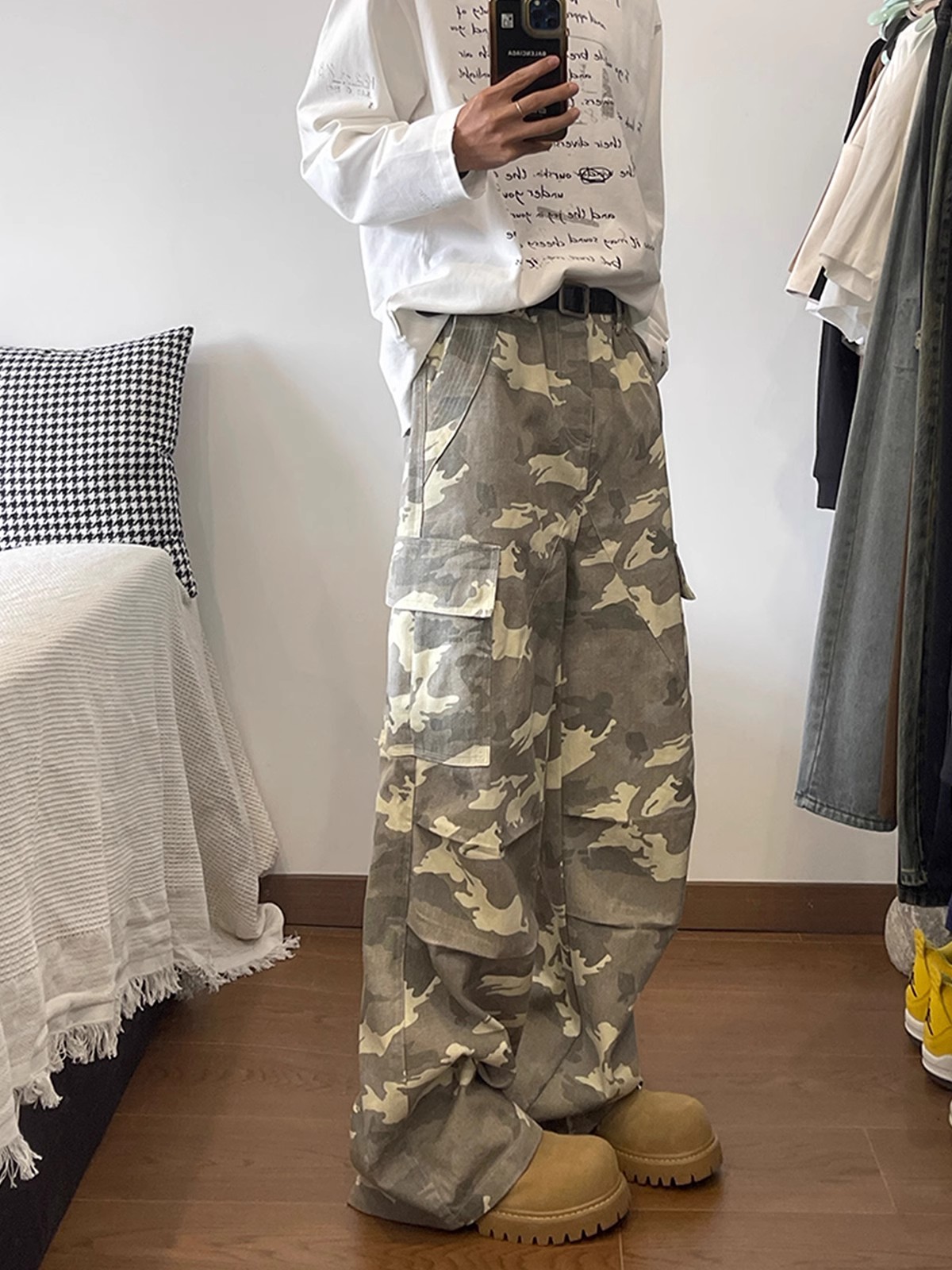 Vintage Street-Washed Distressed Multi-Pocket Camouflage Cargo Pants - Men's Casual Fit Jeans for 90s Y2K Style