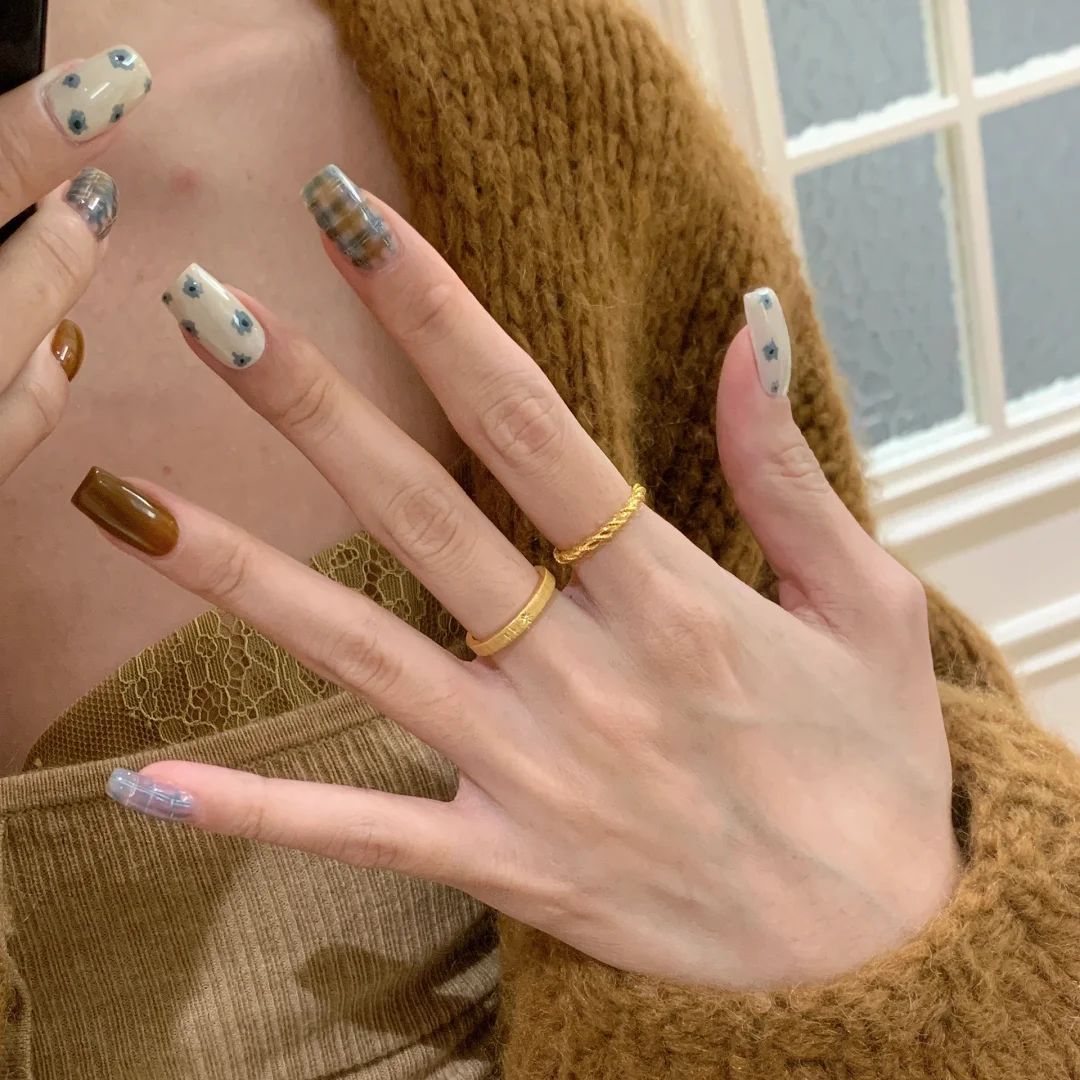 Vintage-Style Adjustable Eight-Pointed Star Ring for Women, High-End Niche Jewelry, 2025 Trend Vintage-Style Adjustable Eight-Pointed Star Ring for Women, High-End Niche Jewelry, 2025 Trend