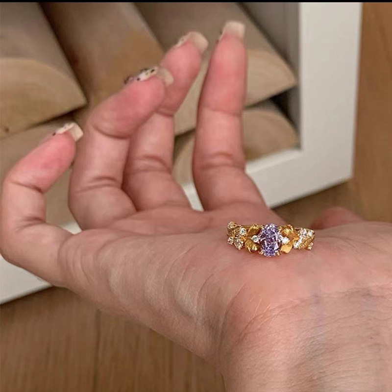 Vintage-Style Purple Bauhinia Flower Textured Small Square Diamond Ring for Women - 2025 Lightweight Retro Luxury Fashion Accessory Vintage-Style Purple Bauhinia Flower Textured Small Square Diamond Ring for Women - 2025 Lightweight Retro Luxury Fashion Accessory