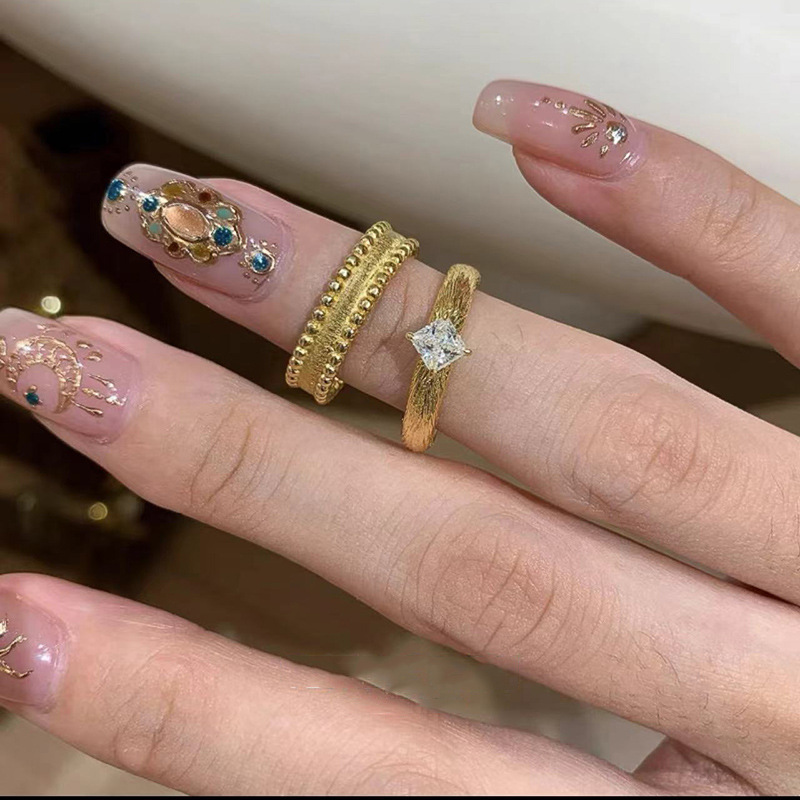 Vintage-Style Purple Bauhinia Flower Textured Small Square Diamond Ring for Women - 2025 Lightweight Retro Luxury Fashion Accessory Vintage-Style Purple Bauhinia Flower Textured Small Square Diamond Ring for Women - 2025 Lightweight Retro Luxury Fashion Accessory