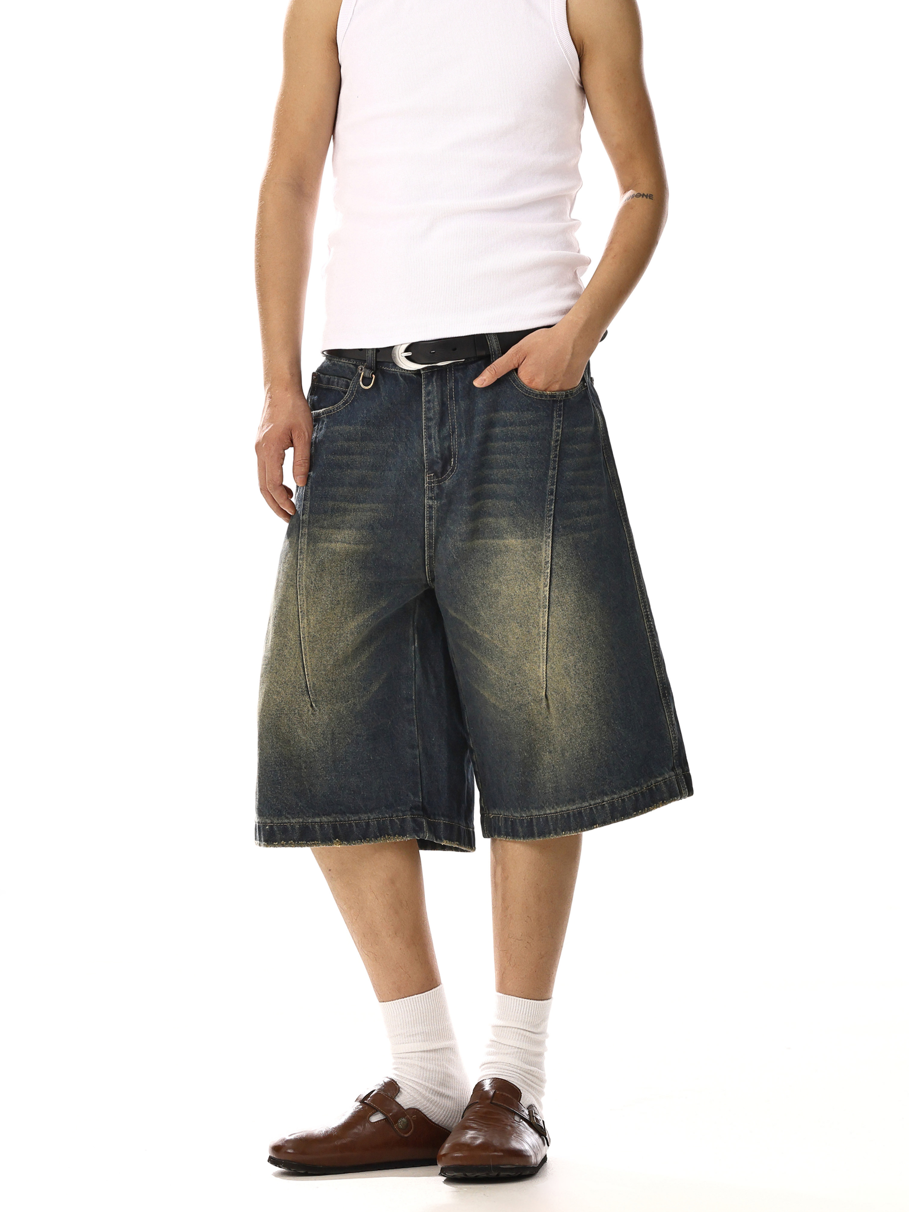 Vintage Washed Distressed Denim Shorts for Men and Women – Loose-Fit Wide-Leg Capri Pants for Casual Street Style Vintage Washed Distressed Denim Shorts for Men and Women – Loose-Fit Wide-Leg Capri Pants for Casual Street Style