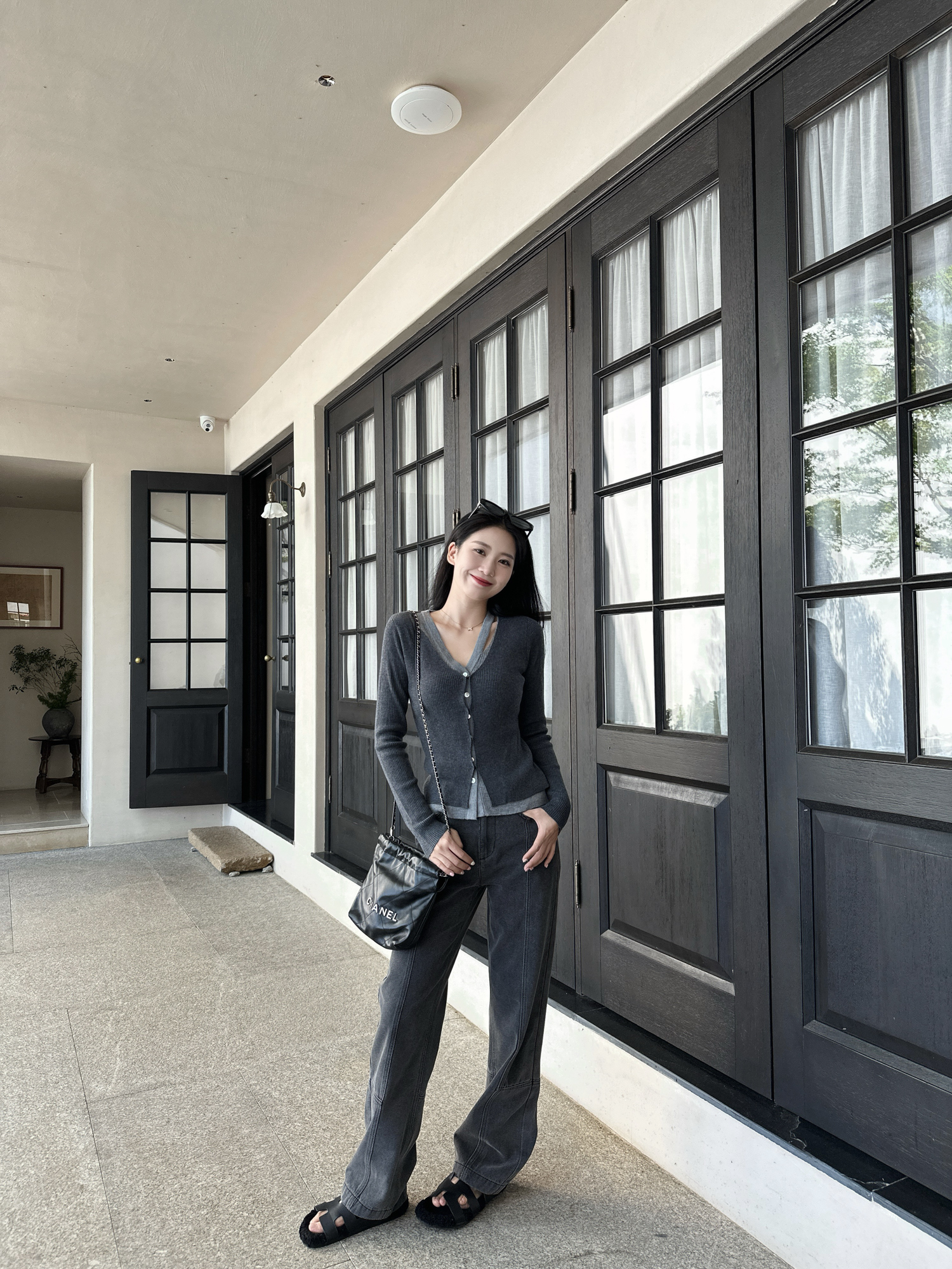 Vintage Washed Slim-Fit Straight-Leg Jeans - Minimalist 90s Style for Effortless Chic Look Vintage Washed Slim-Fit Straight-Leg Jeans - Minimalist 90s Style for Effortless Chic Look