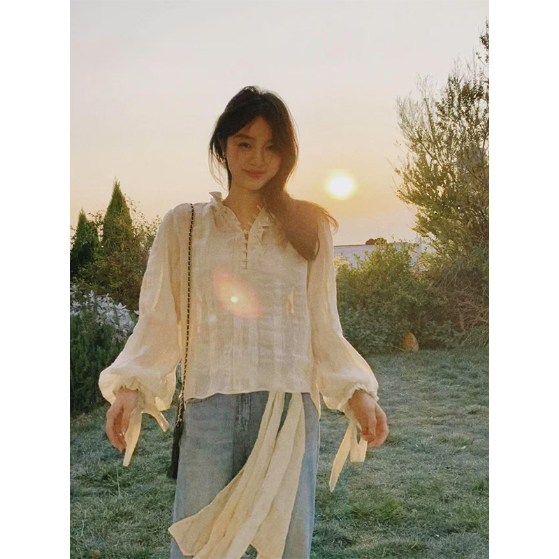 Vintage White Palace-Style Jacquard Shirt with Flowing Ribbons - Cotton-Linen Blend for Spring - 90s Inspired Fashion