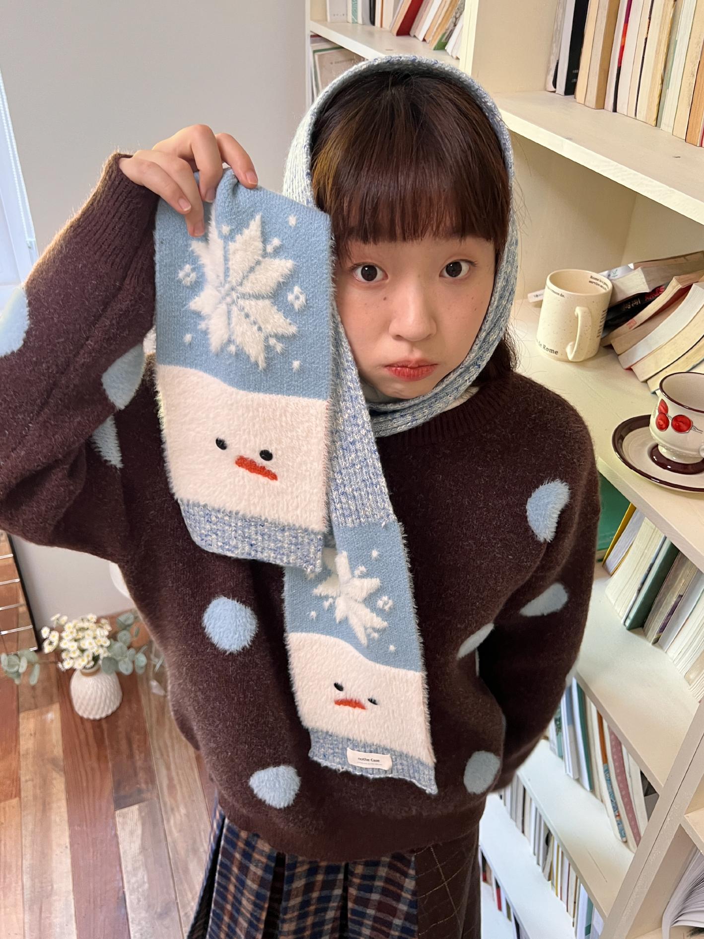 Warm Knitted Neck Warmer Scarf for Autumn and Winter - Cute Snowman Design, Iceland Yeti Style, Perfect for Cozy Fashion Warm Knitted Neck Warmer Scarf for Autumn and Winter - Cute Snowman Design, Iceland Yeti Style, Perfect for Cozy Fashion