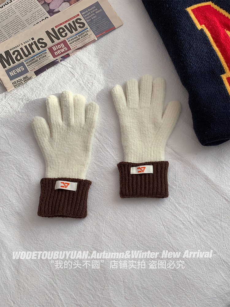Warm Split-Finger Cycling Gloves for Students - Trendy Winter Fashion, Cold-Resistant Design, Perfect for Couples