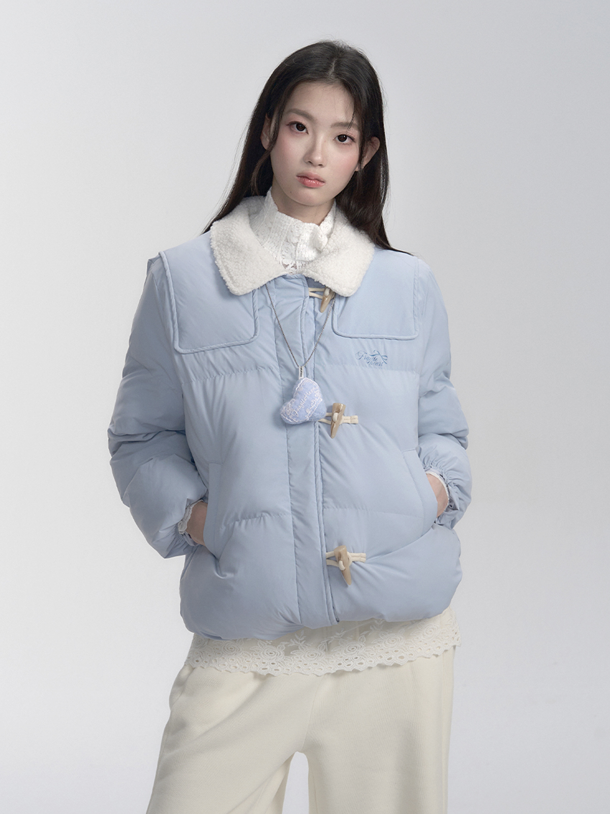 Warm Winter Short Cotton Jacket with Lamb Wool Collar for Cozy Barnfit Style Warm Winter Short Cotton Jacket with Lamb Wool Collar for Cozy Barnfit Style