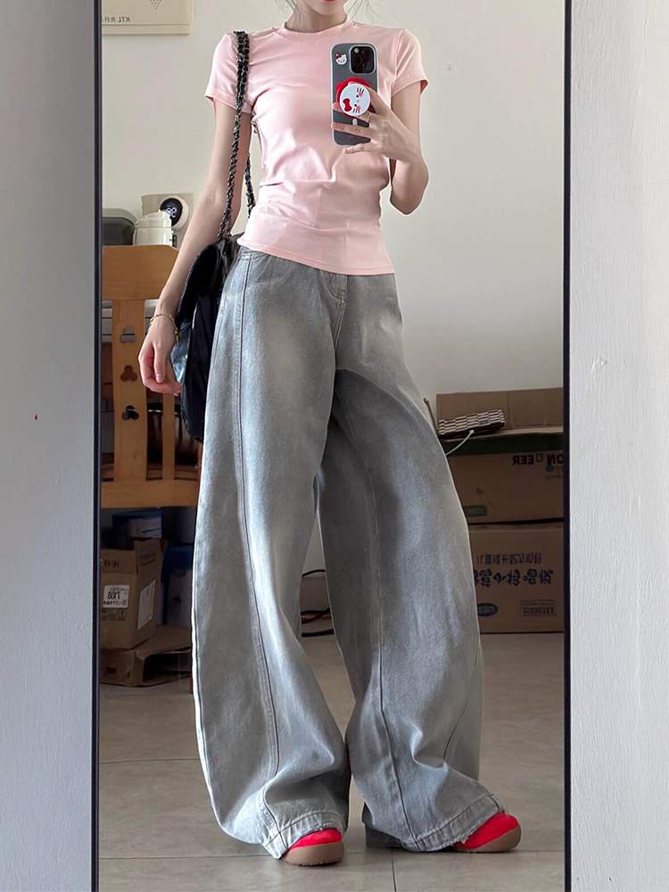 Water-Washed Gray Wide-Leg Jeans for Women - Vintage Loose Fit Flattering Straight-Leg Pants - Summer 90s Style Water-Washed Gray Wide-Leg Jeans for Women - Vintage Loose Fit Flattering Straight-Leg Pants - Summer 90s Style