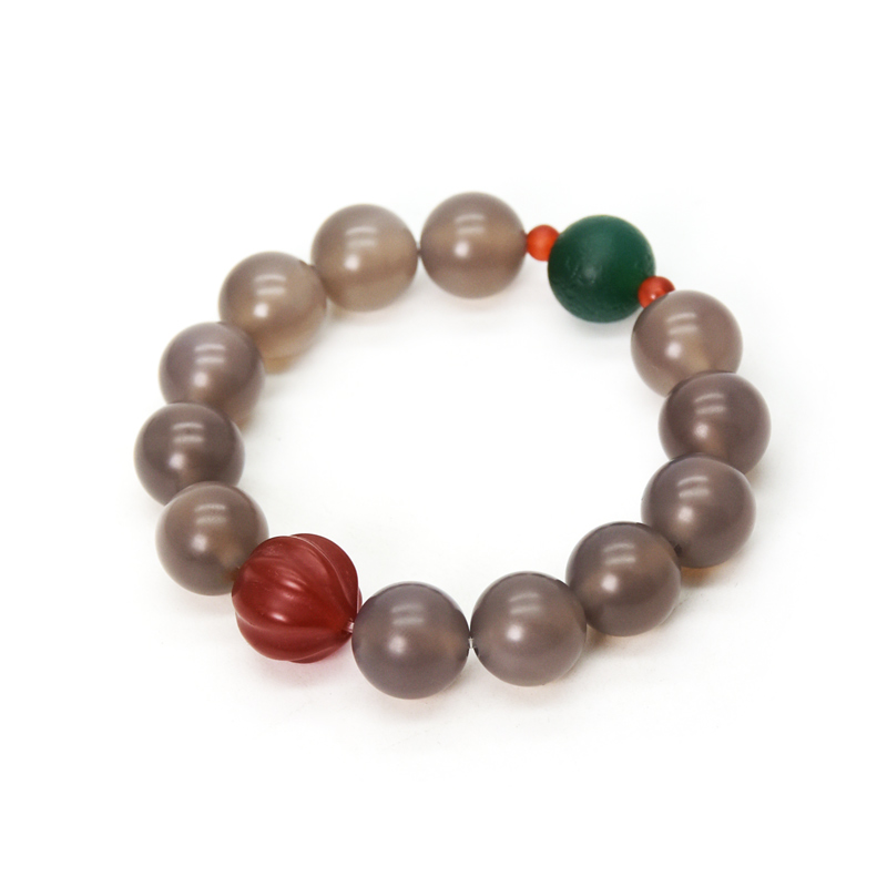 White Agate Bead Bracelet for Women - Simple Retro Jewelry with Niche Design, Perfect for Everyday Wear White Agate Bead Bracelet for Women - Simple Retro Jewelry with Niche Design, Perfect for Everyday Wear