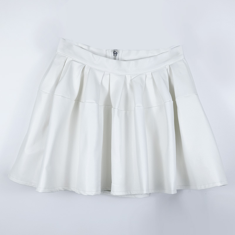 White Camellia Long Sleeve Slim Fit T-Shirt for Women, 2025 Style, Perfect for Short Skirts and Puff Skirts, Trendy Casual Wear White Camellia Long Sleeve Slim Fit T-Shirt for Women, 2025 Style, Perfect for Short Skirts and Puff Skirts, Trendy Casual Wear