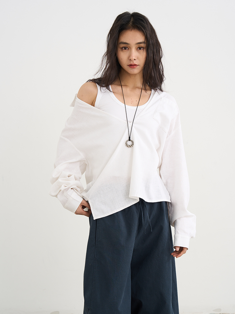 White Deep V-Neck Linen Shirt Cover-Up for Women - Loose Fit Spring Summer Top - Casual Fashion Essential White Deep V-Neck Linen Shirt Cover-Up for Women - Loose Fit Spring Summer Top - Casual Fashion Essential