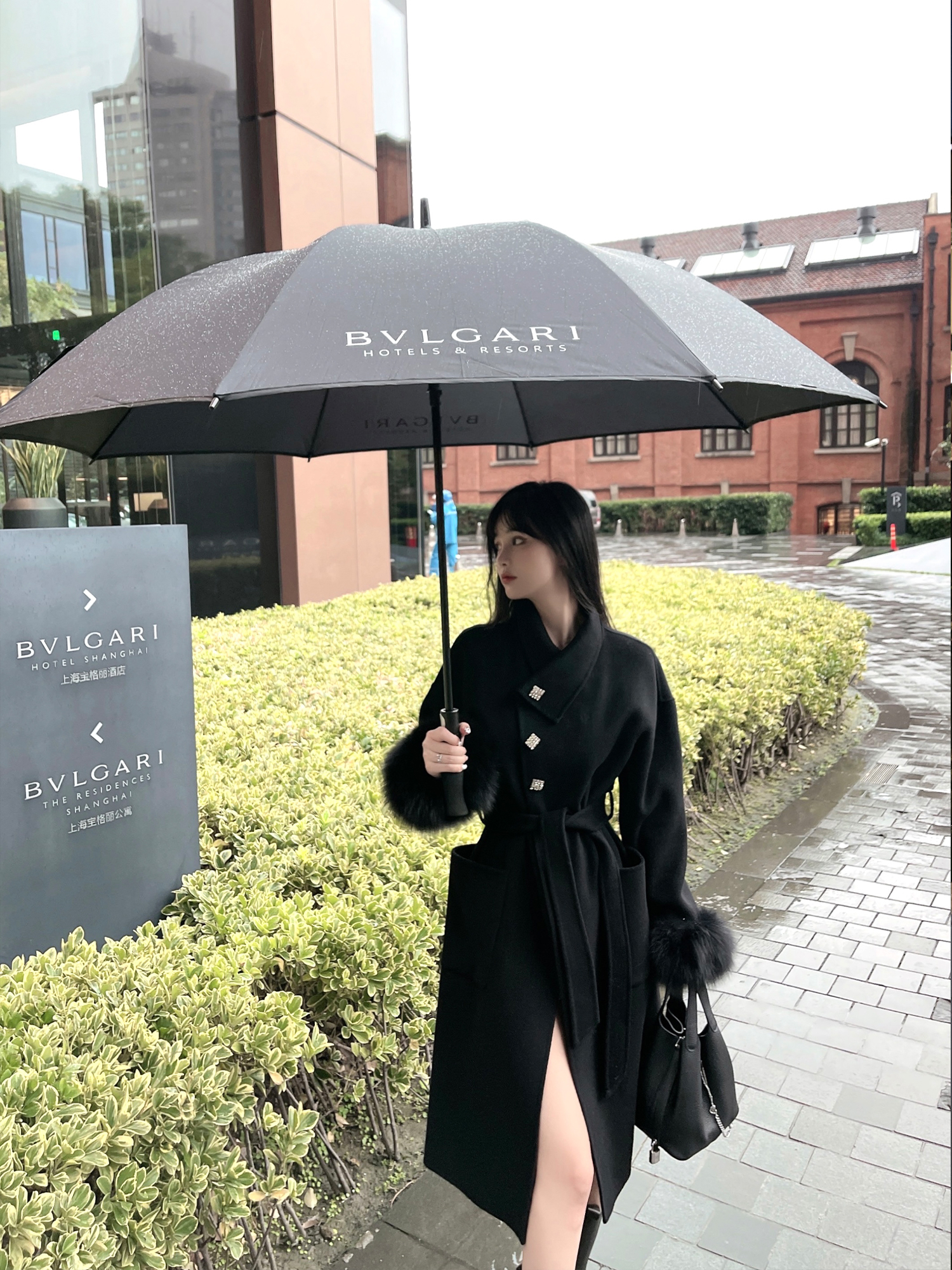 White Double-Sided Wool Coat for Women with Fox Fur Trim, Stylish Petite Winter Coat, Unique and Chic Outerwear White Double-Sided Wool Coat for Women with Fox Fur Trim, Stylish Petite Winter Coat, Unique and Chic Outerwear