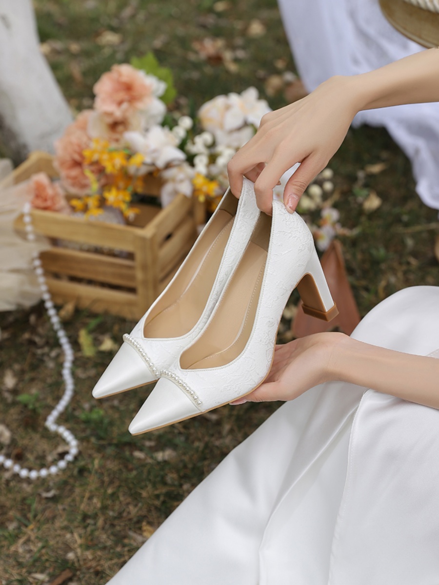 White French Style Thick-Heeled Wedding Shoes for Women - Comfortable Bridal High Heels for Everyday Wear White French Style Thick-Heeled Wedding Shoes for Women - Comfortable Bridal High Heels for Everyday Wear