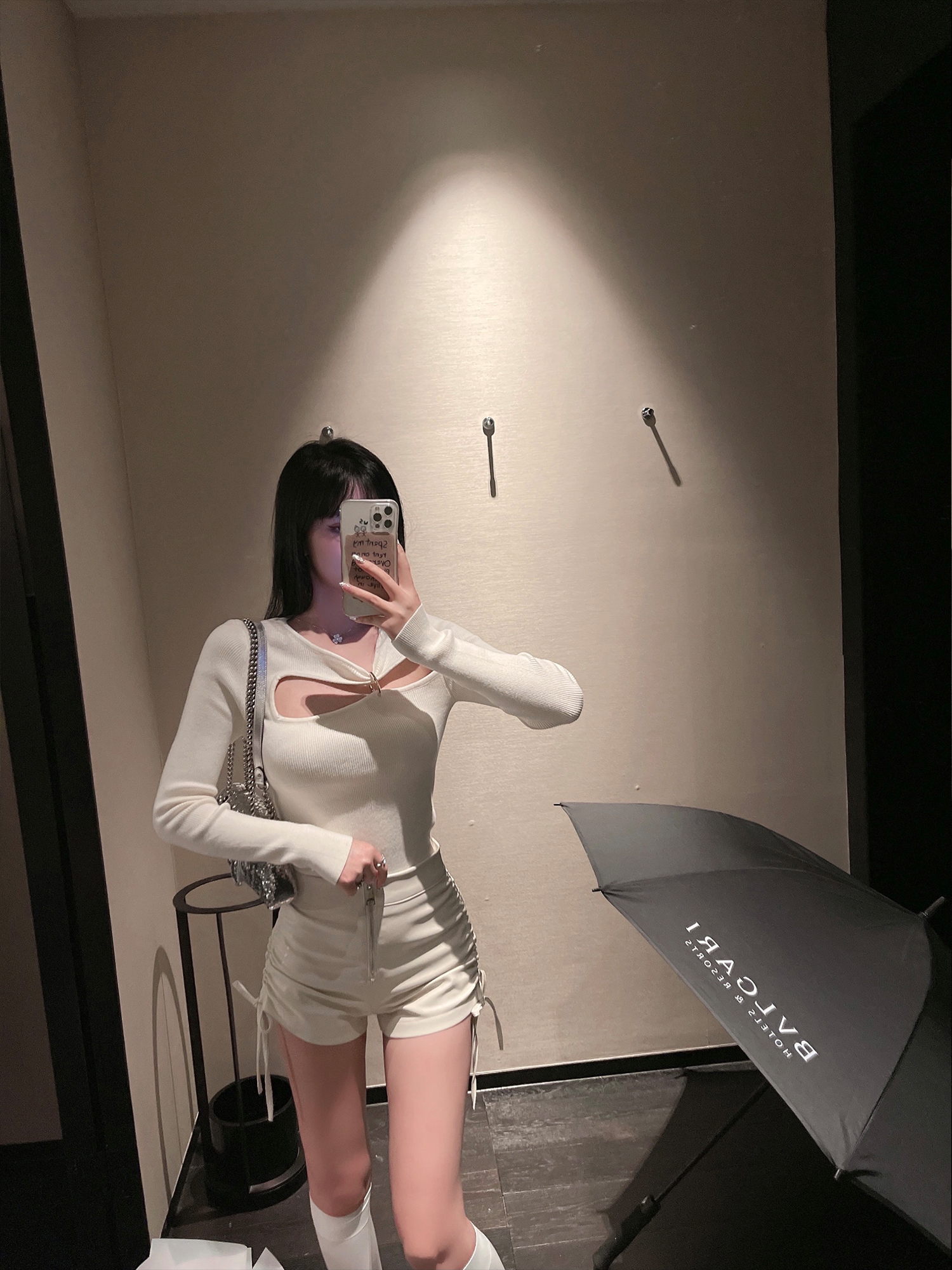 White PU Leather Drawstring Shorts for Women - Versatile Casual Pants for Autumn Winter Fashion White PU Leather Drawstring Shorts for Women - Versatile Casual Pants for Autumn Winter Fashion