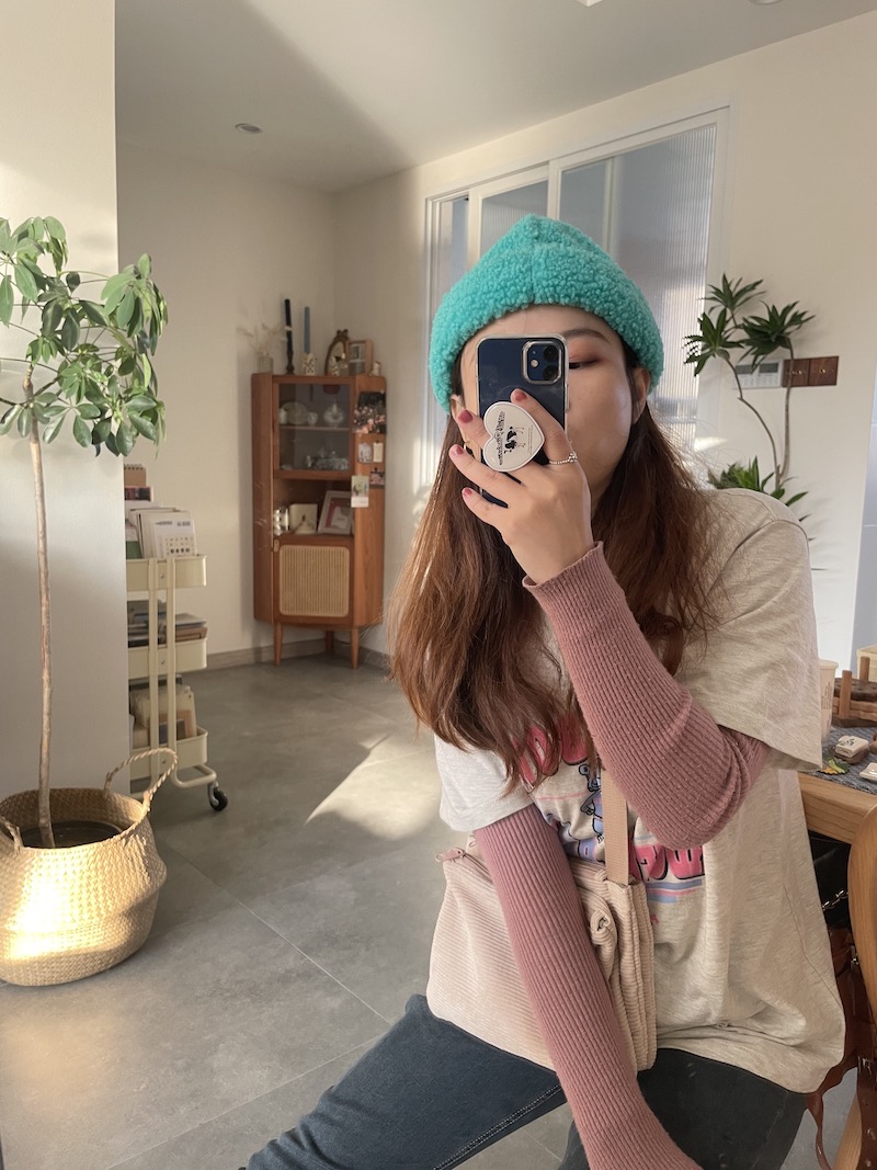 Wide-Brimmed Sweet Bean Hat - Face-Slimming Warm Wool Bowl Hat in Korean Style, Perfect for Fall and Winter Fashion Wide-Brimmed Sweet Bean Hat - Face-Slimming Warm Wool Bowl Hat in Korean Style, Perfect for Fall and Winter Fashion