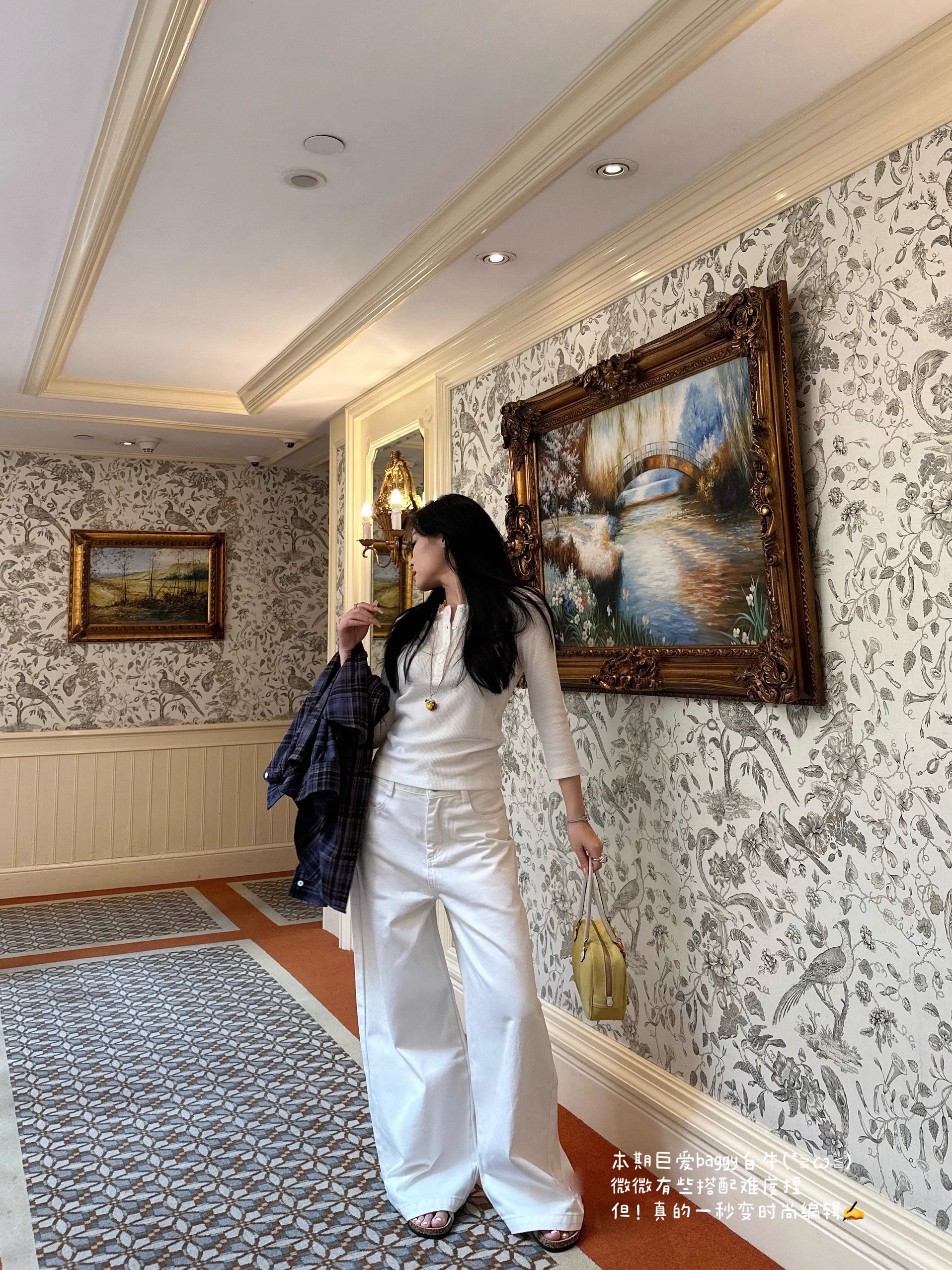 Wide-Leg White Jeans for Women | Fashion Editor Style | Effortlessly Chic & Trendy | Perfect for Casual or Dressy Looks Wide-Leg White Jeans for Women | Fashion Editor Style | Effortlessly Chic & Trendy | Perfect for Casual or Dressy Looks