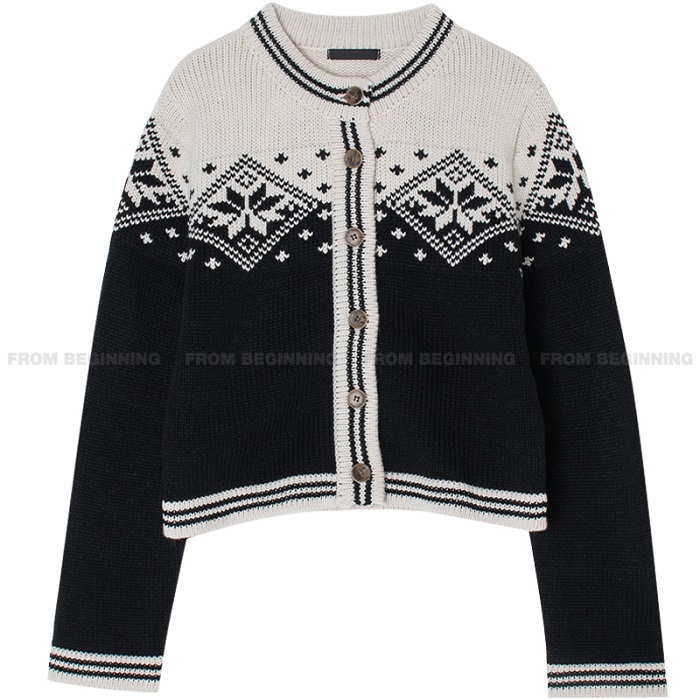 Winter Christmas Snowflake Color Hook Flower Knitted Cardigan - Korean Style Cozy Layering Piece Winter Christmas Snowflake Color Hook Flower Knitted Cardigan - Korean Style Cozy Layering Piece