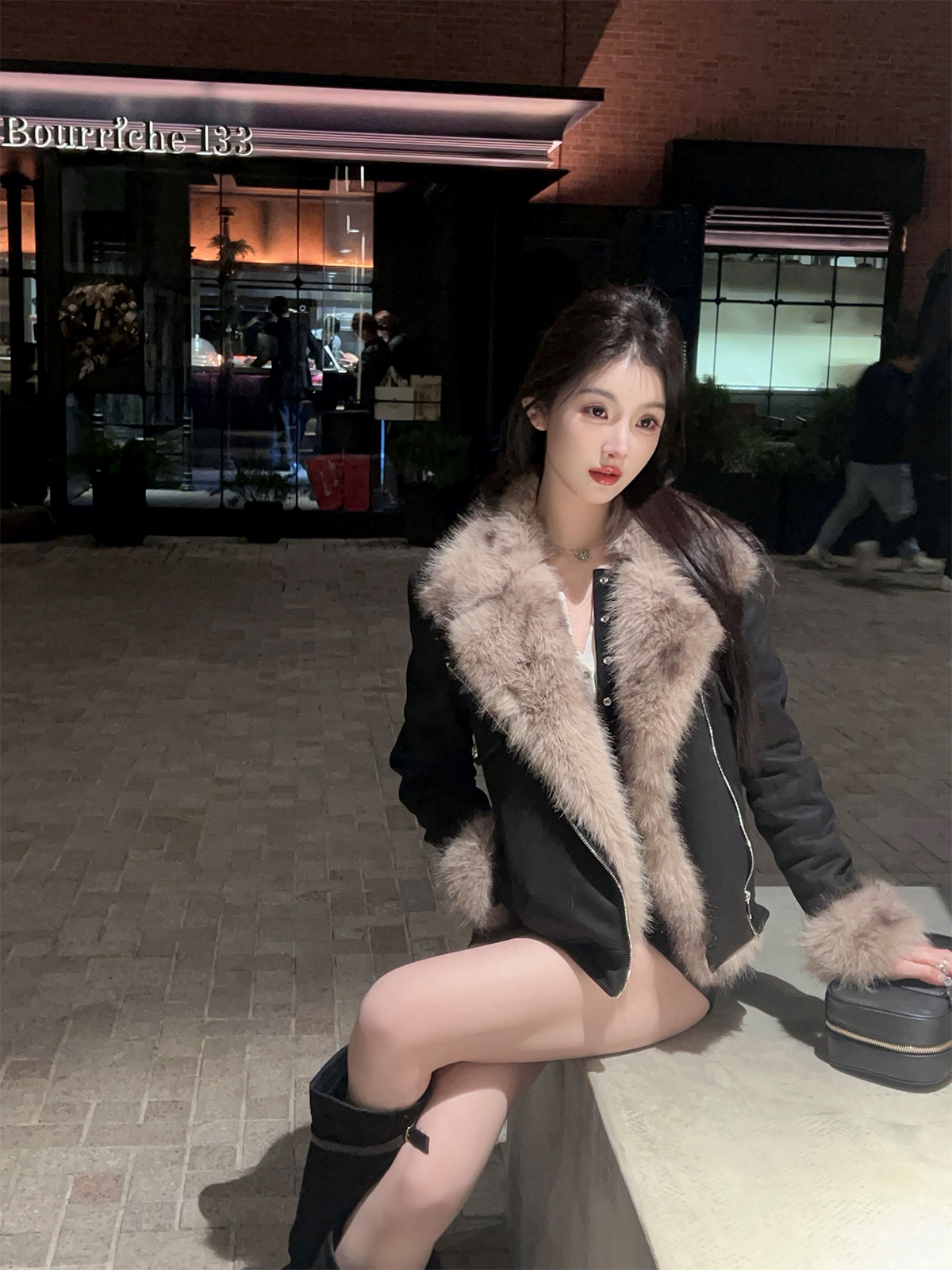 Winter Eco-Friendly Suede Fur Integrated Lapel Coat - Women's Short Thick Jacket for Stylish Warmth and Comfort