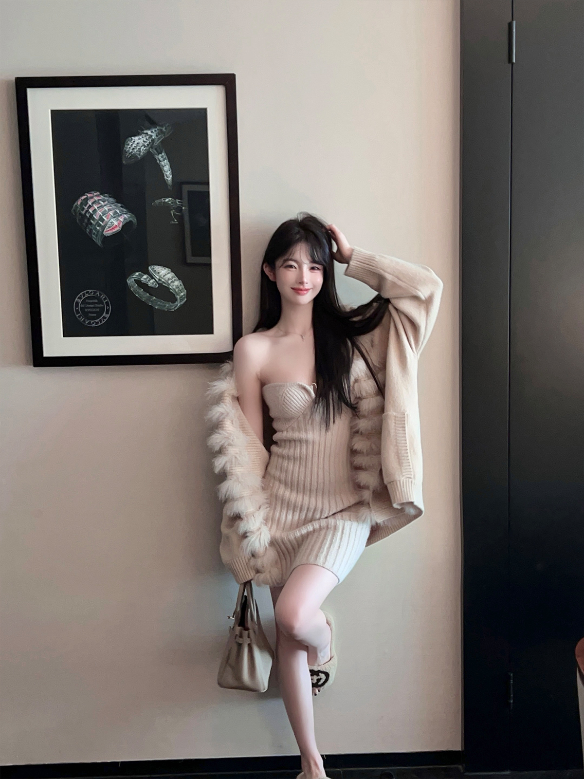 Winter Strapless Knitted Bodycon Mini Dress with Metal Buckle and Waist-Cinching Design - Chic Slim Fit Sweater Dress Winter Strapless Knitted Bodycon Mini Dress with Metal Buckle and Waist-Cinching Design - Chic Slim Fit Sweater Dress