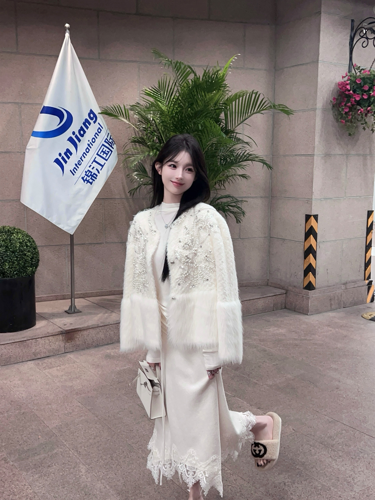 Winter White Slim High-Waisted Pencil Skirt with 50% Wool - Elegant Lace Design, Long Length for Chic Style Winter White Slim High-Waisted Pencil Skirt with 50% Wool - Elegant Lace Design, Long Length for Chic Style