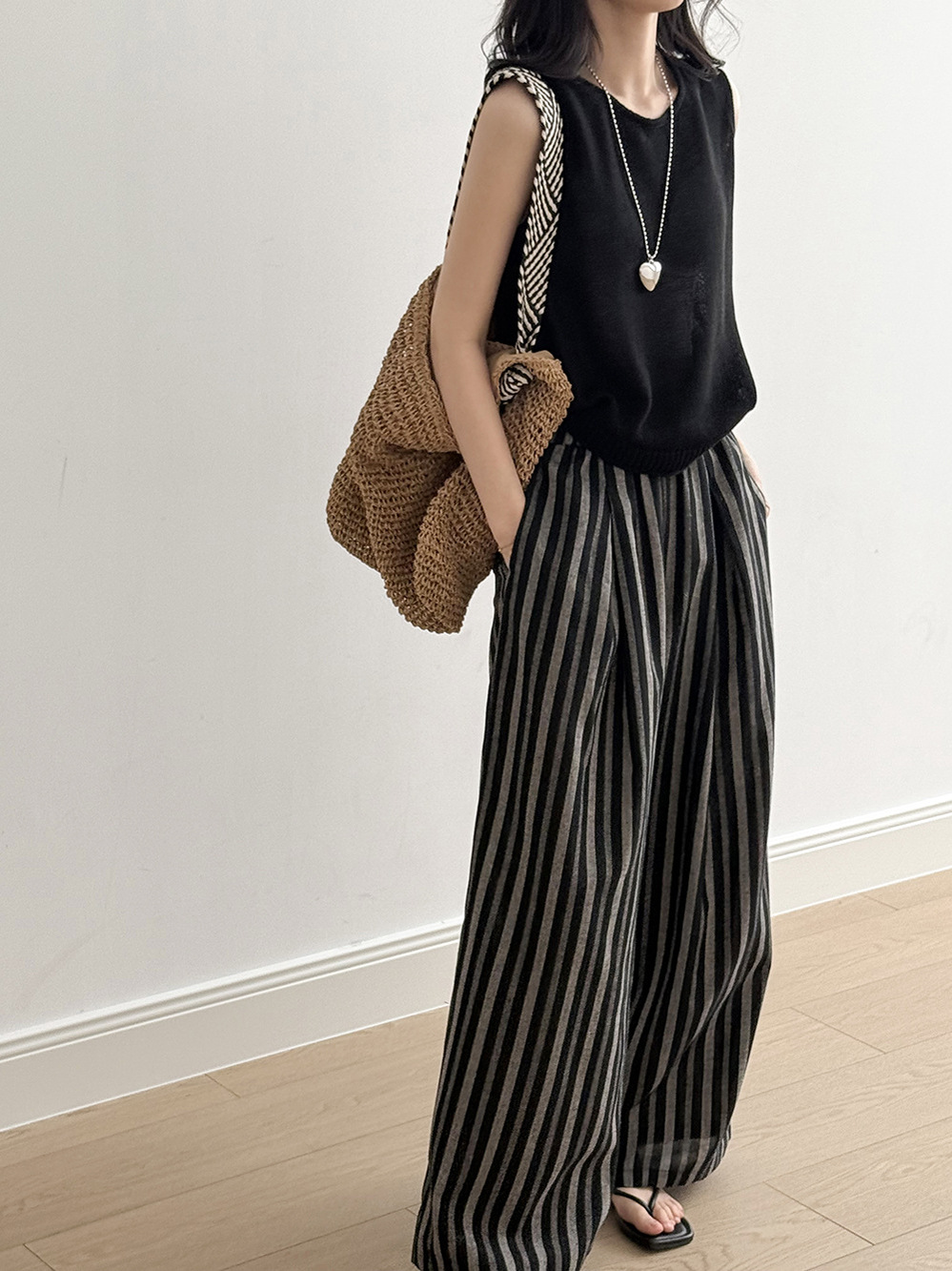 Women's American Retro Striped Casual Pants, Loose High-End Straight-Leg Style for Summer 2025, Floor-Length Y2K Fashion Women's American Retro Striped Casual Pants, Loose High-End Straight-Leg Style for Summer 2025, Floor-Length Y2K Fashion