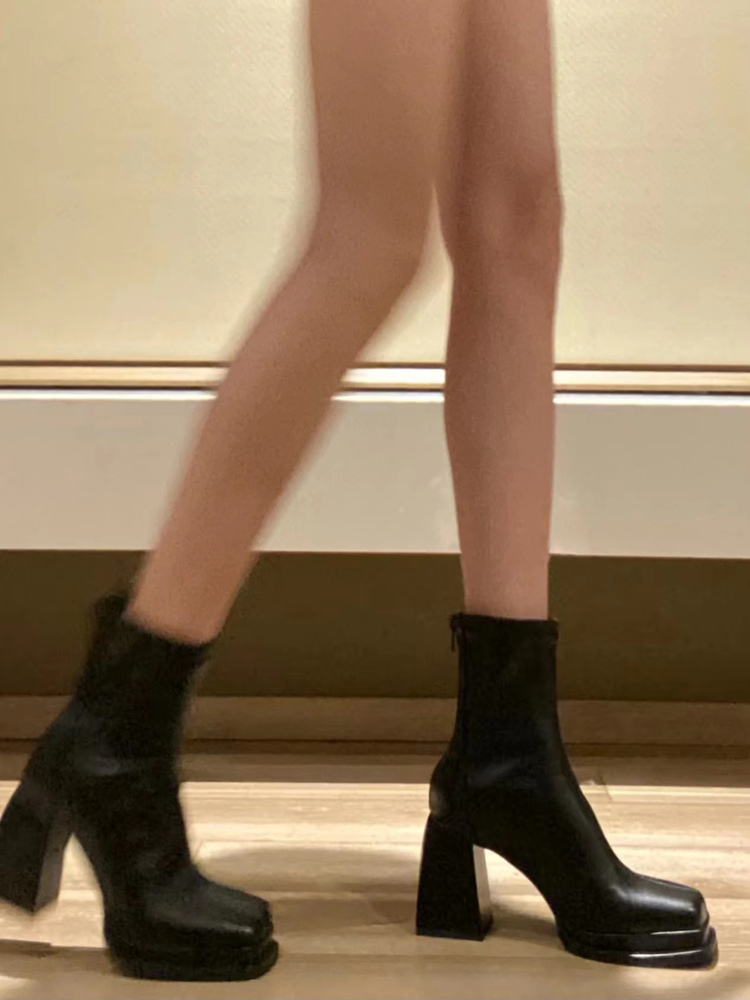 Women's Black Chunky Heel Short Boots - Waterproof Platform Martin Boots with Square Toe & Back Zipper for Autumn/Winter 2025 Women's Black Chunky Heel Short Boots - Waterproof Platform Martin Boots with Square Toe & Back Zipper for Autumn/Winter 2025