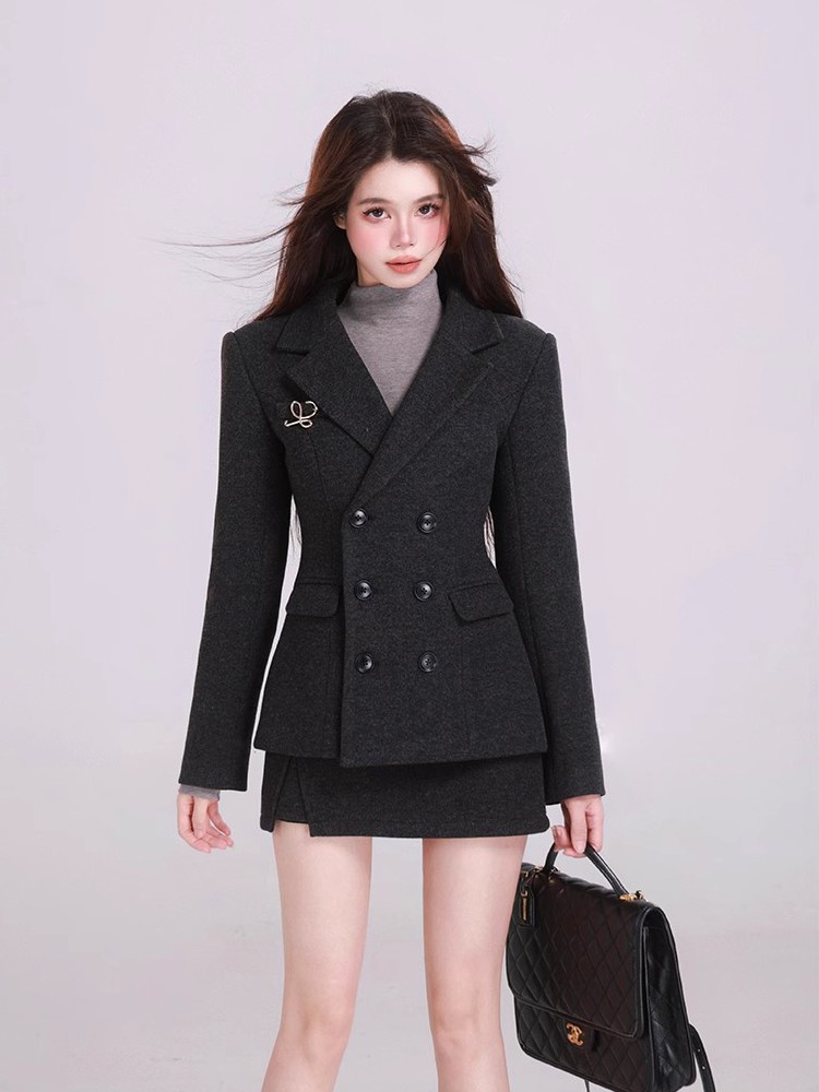 Women's Black Fitted Waist Woolen Suit Jacket and Skirt Set, High-End Winter Ensemble with Short Skirt, Classic Style