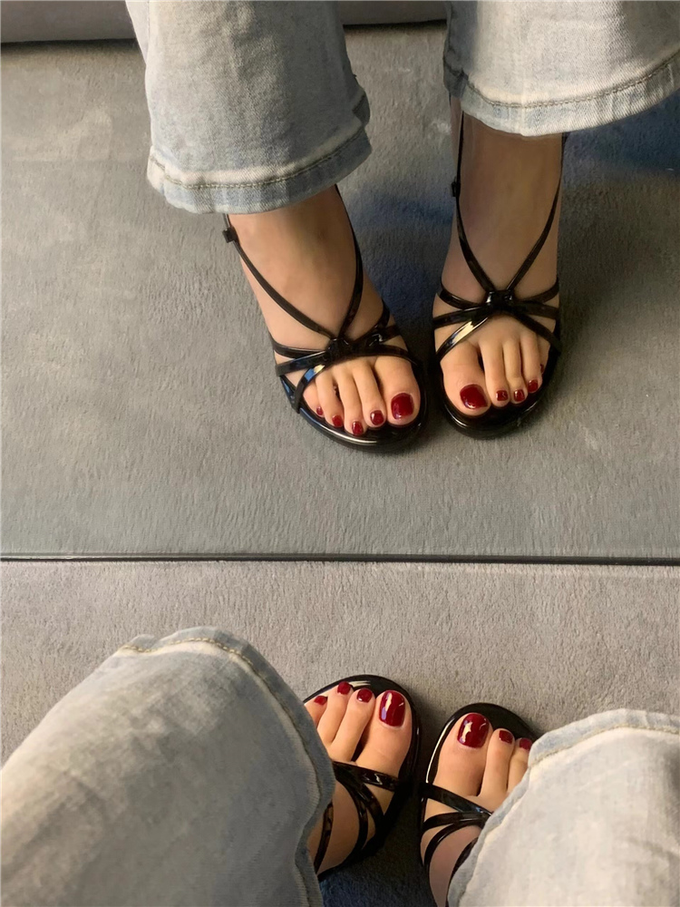 Women's Black High-Heeled Sandals, Open-Toe One-Strap Design, Thin Heel, Sexy Elegant Style for Summer 2025 Women's Black High-Heeled Sandals, Open-Toe One-Strap Design, Thin Heel, Sexy Elegant Style for Summer 2025