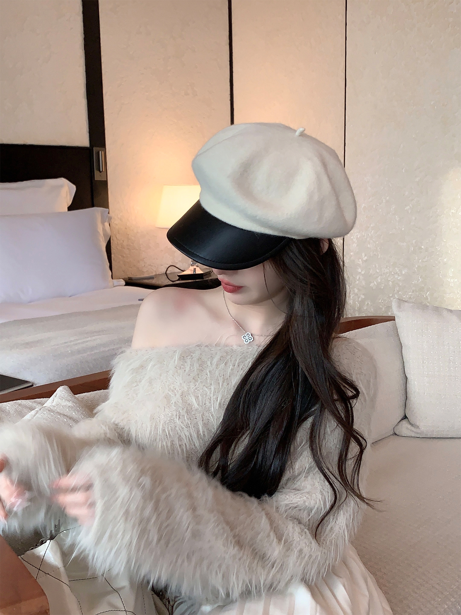 Women's Black Wool Beret Hat - Leather Spliced Octagonal Painter Style for Autumn Winter Fashion - Versatile Pumpkin Hat Women's Black Wool Beret Hat - Leather Spliced Octagonal Painter Style for Autumn Winter Fashion - Versatile Pumpkin Hat