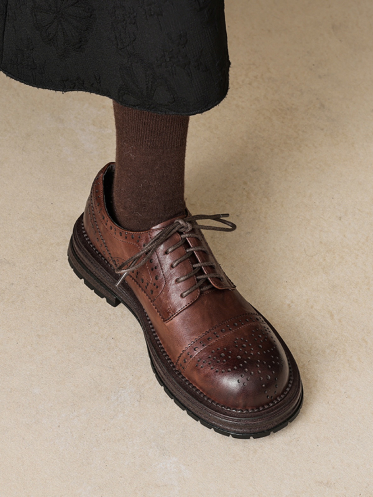 Women's British Style Deep Mouth Lace-Up Brogue Flats, Genuine Leather Round Toe Loafers, College Style Thick-Soled with Fleece Lining Women's British Style Deep Mouth Lace-Up Brogue Flats, Genuine Leather Round Toe Loafers, College Style Thick-Soled with Fleece Lining