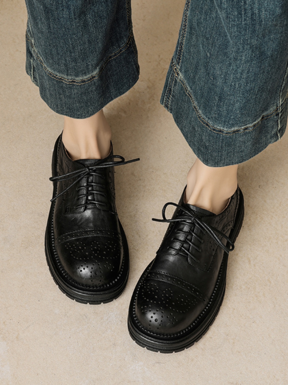 Women's British Style Deep Mouth Lace-Up Brogue Flats, Genuine Leather Round Toe Loafers, College Style Thick-Soled with Fleece Lining Women's British Style Deep Mouth Lace-Up Brogue Flats, Genuine Leather Round Toe Loafers, College Style Thick-Soled with Fleece Lining