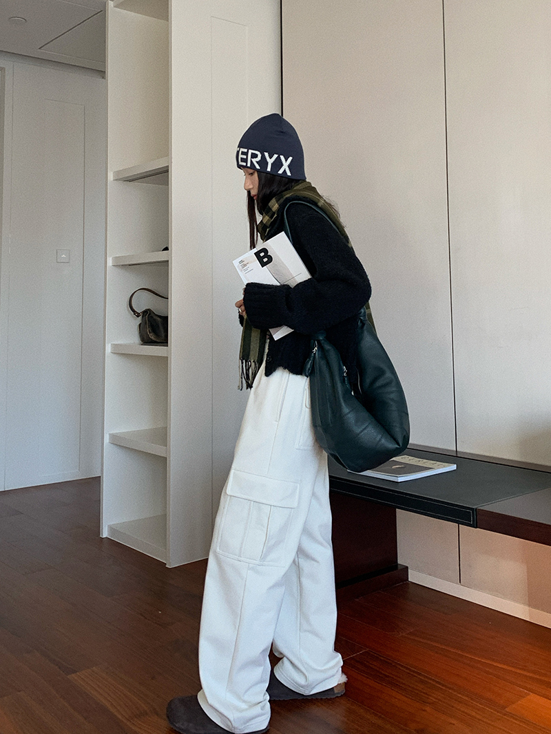 Women's Casual Draped Sweatpants - American-Style Work Pants, Straight Loose Fit, White, Autumn Winter 2025 Fashion Women's Casual Draped Sweatpants - American-Style Work Pants, Straight Loose Fit, White, Autumn Winter 2025 Fashion