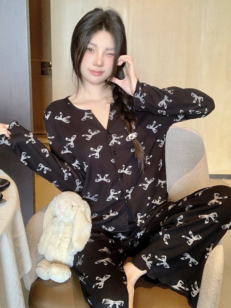 Women's Casual Long Sleeve Pajamas Set - Satin Cotton Bow Tie Loungewear for Spring & Autumn, Chic and Versatile Outfit Women's Casual Long Sleeve Pajamas Set - Satin Cotton Bow Tie Loungewear for Spring & Autumn, Chic and Versatile Outfit