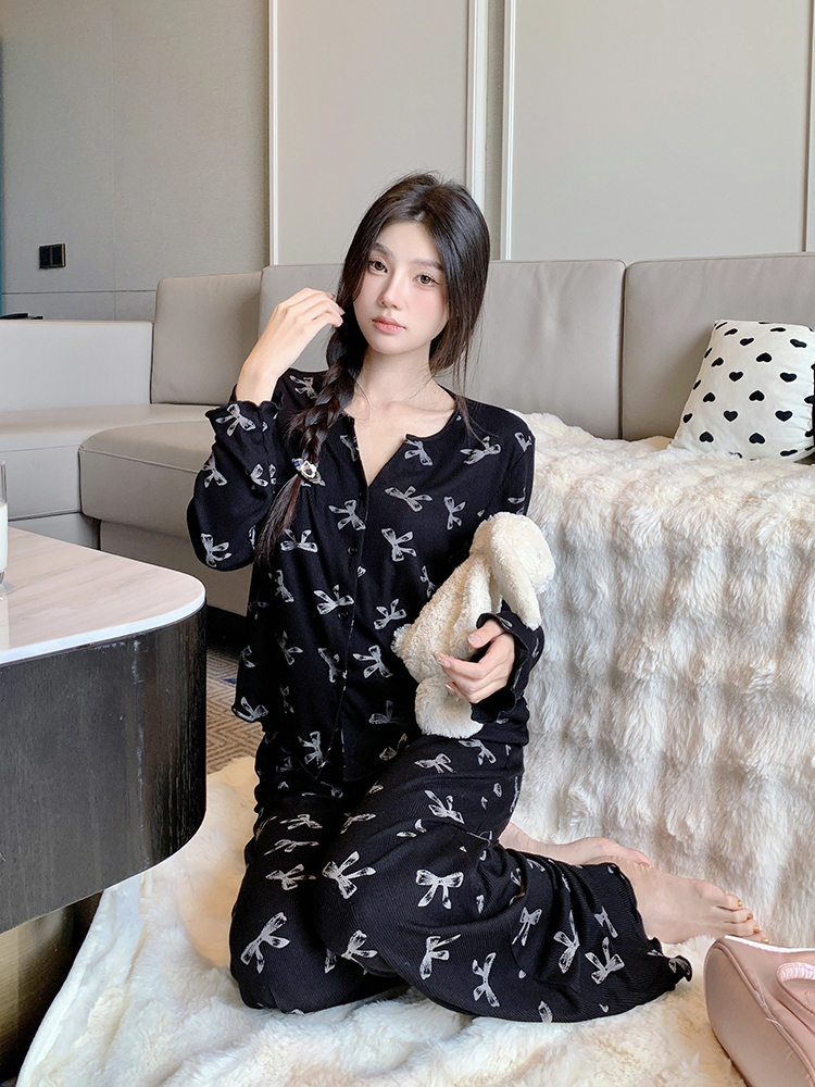 Women's Casual Long Sleeve Pajamas Set - Satin Cotton Bow Tie Loungewear for Spring & Autumn, Chic and Versatile Outfit Women's Casual Long Sleeve Pajamas Set - Satin Cotton Bow Tie Loungewear for Spring & Autumn, Chic and Versatile Outfit