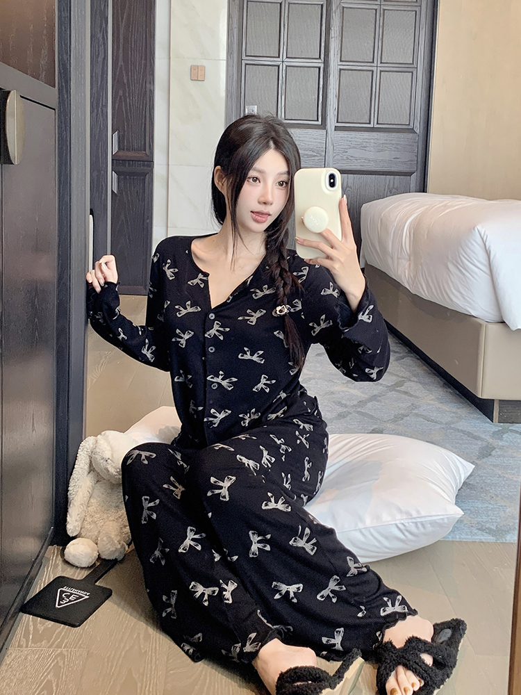 Women's Casual Long Sleeve Pajamas Set - Satin Cotton Bow Tie Loungewear for Spring & Autumn, Chic and Versatile Outfit Women's Casual Long Sleeve Pajamas Set - Satin Cotton Bow Tie Loungewear for Spring & Autumn, Chic and Versatile Outfit