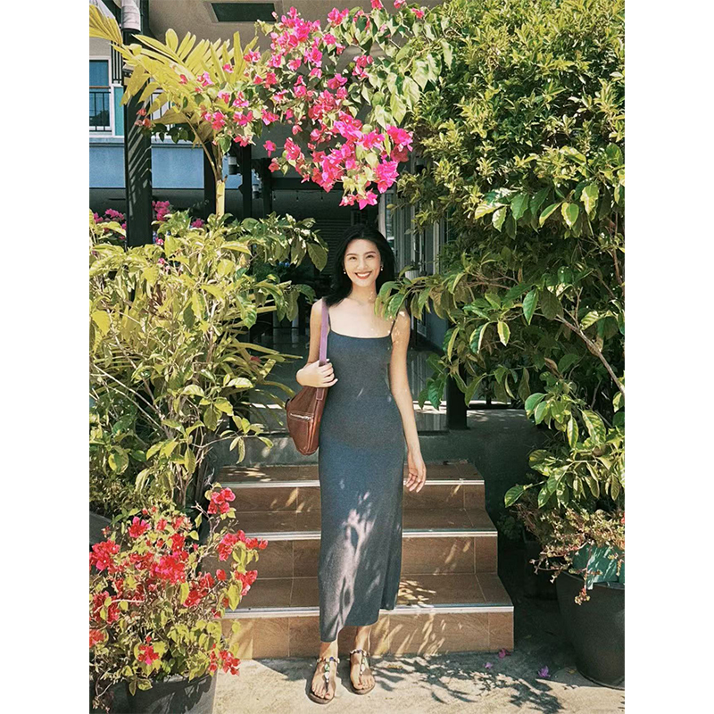 Women's Casual Summer Fish Tail Strap Dress - Solid Color, Versatile Slim Fit, Relaxed Style for Effortless Elegance