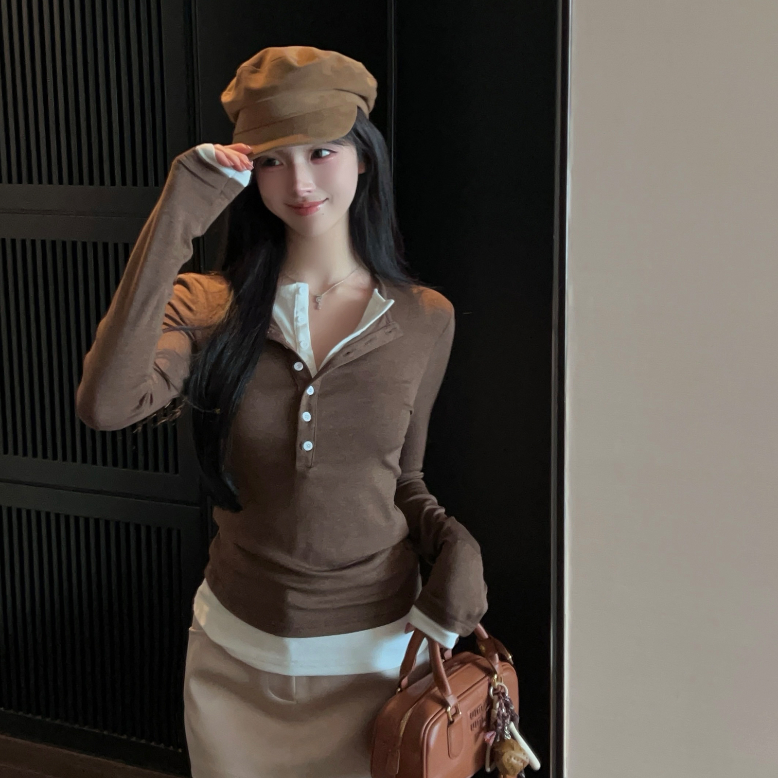 Women's Color Block Stretch Long Sleeve T-Shirt - Slim Fit V-Neck, Fake Two-Piece Design, Autumn Winter Fashion Women's Color Block Stretch Long Sleeve T-Shirt - Slim Fit V-Neck, Fake Two-Piece Design, Autumn Winter Fashion