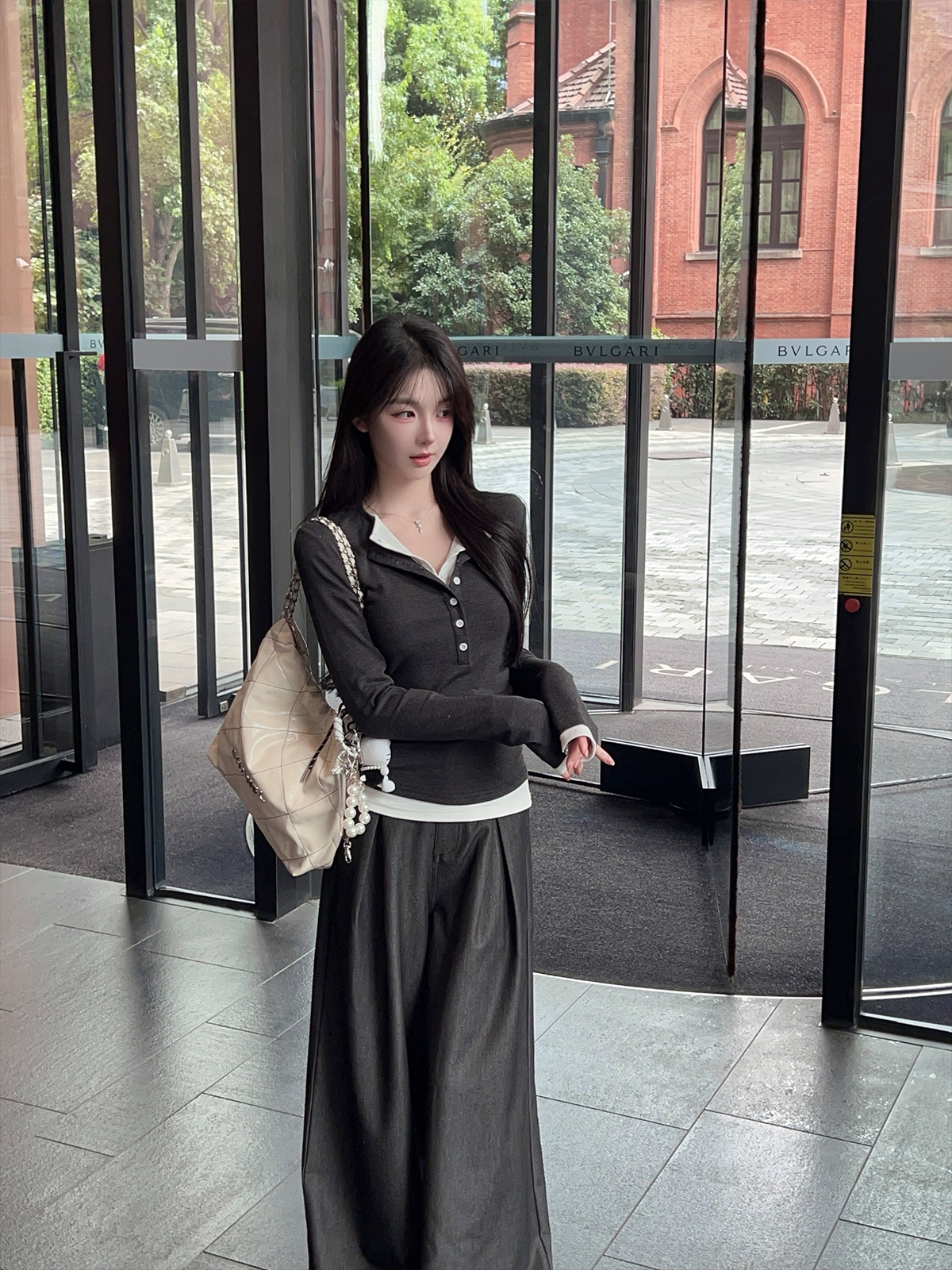 Women's Color Block Stretch Long Sleeve T-Shirt - Slim Fit V-Neck, Fake Two-Piece Design, Autumn Winter Fashion Women's Color Block Stretch Long Sleeve T-Shirt - Slim Fit V-Neck, Fake Two-Piece Design, Autumn Winter Fashion