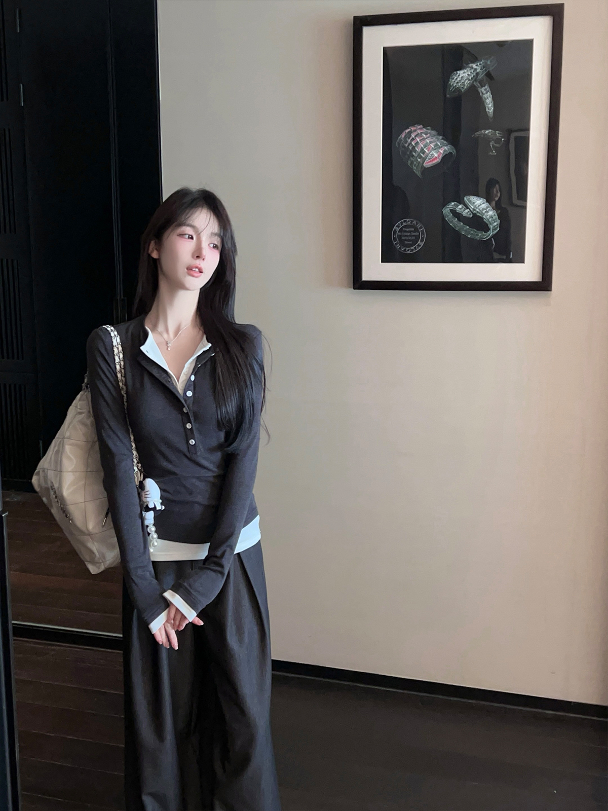 Women's Color Block Stretch Long Sleeve T-Shirt - Slim Fit V-Neck, Fake Two-Piece Design, Autumn Winter Fashion Women's Color Block Stretch Long Sleeve T-Shirt - Slim Fit V-Neck, Fake Two-Piece Design, Autumn Winter Fashion