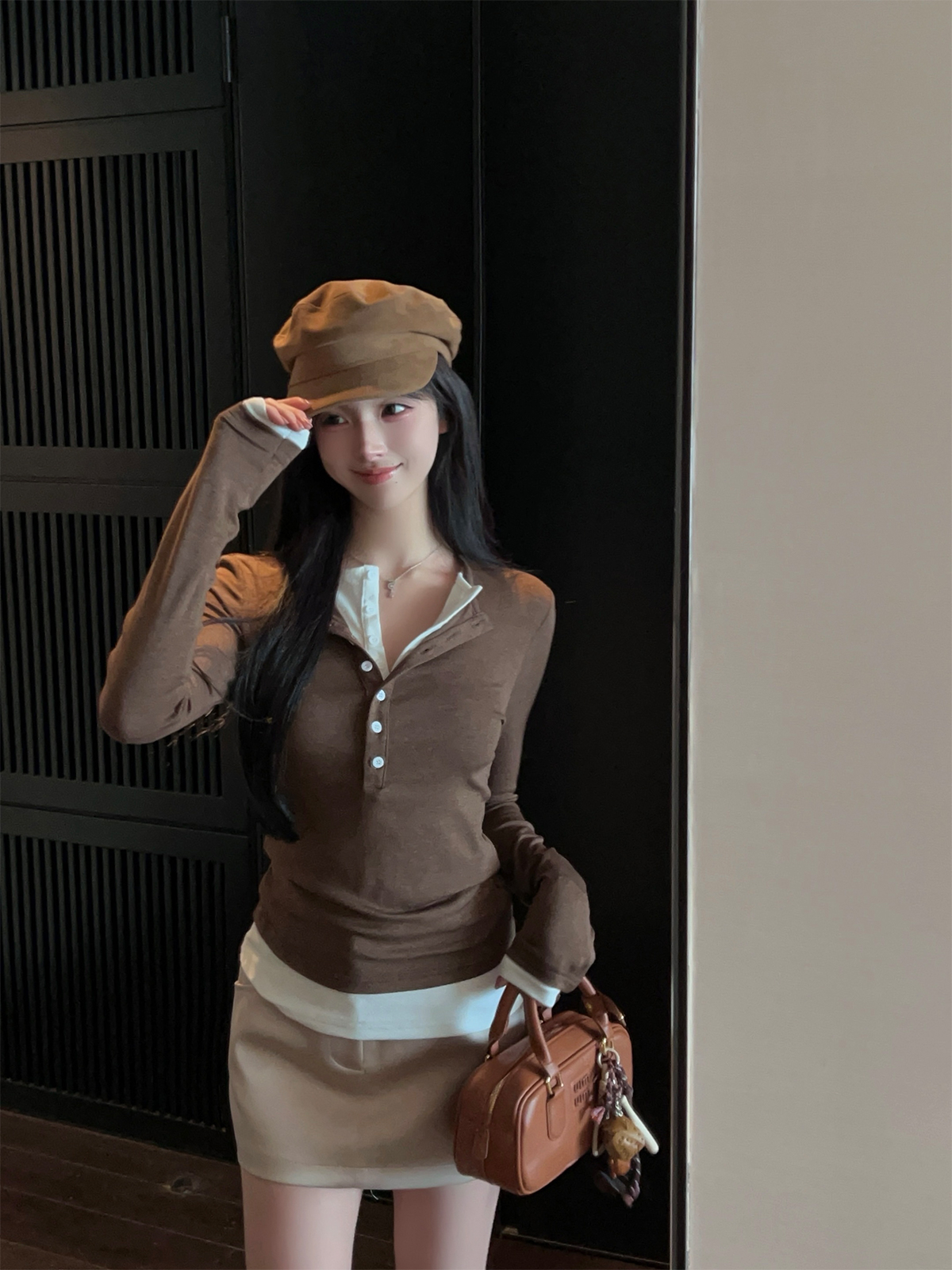 Women's Color Block Stretch Long Sleeve T-Shirt - Slim Fit V-Neck, Fake Two-Piece Design, Autumn Winter Fashion Women's Color Block Stretch Long Sleeve T-Shirt - Slim Fit V-Neck, Fake Two-Piece Design, Autumn Winter Fashion